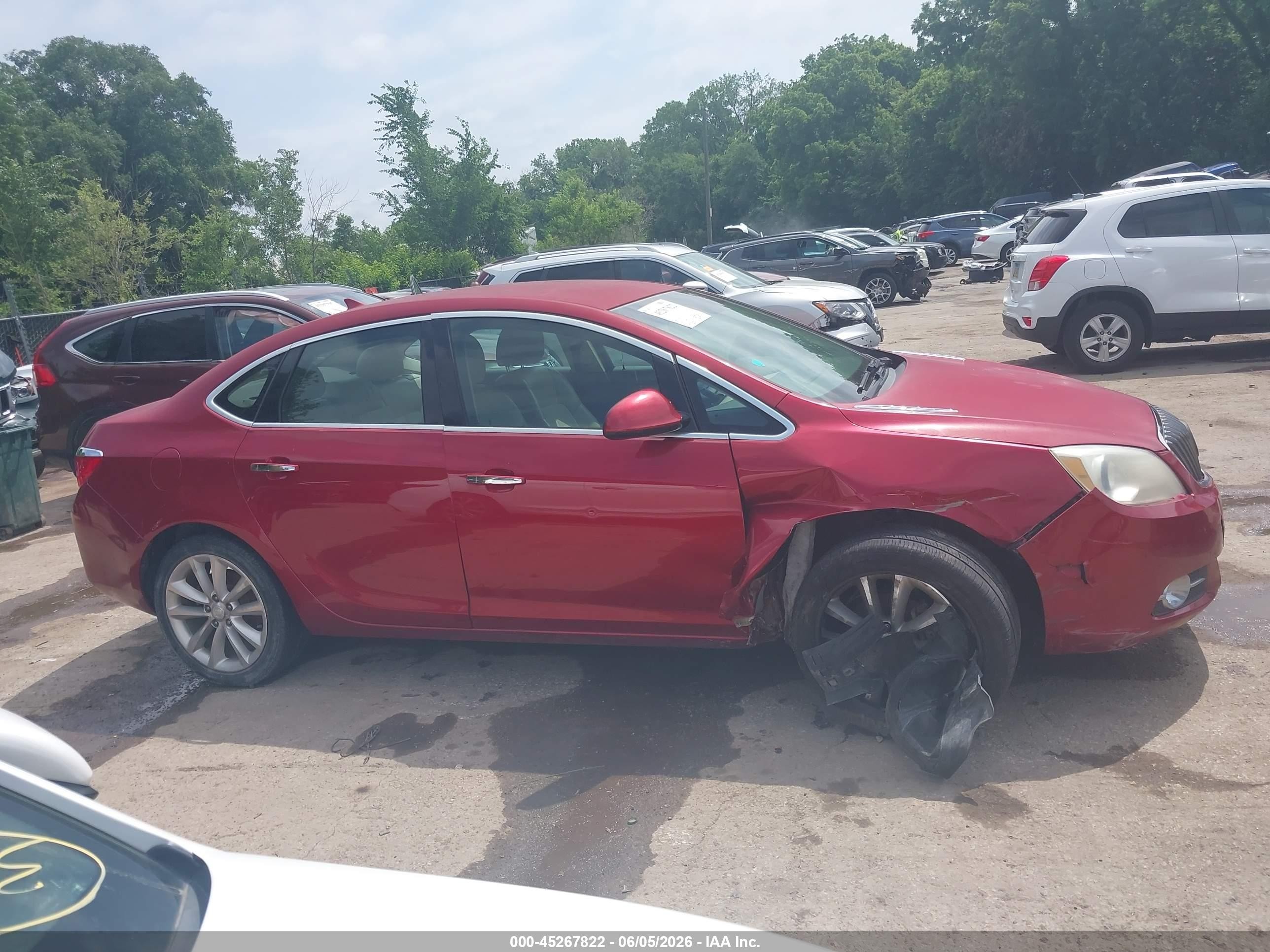 2012 Buick Verano Convenience Group Red vin: 1G4PR5SK6C4172803