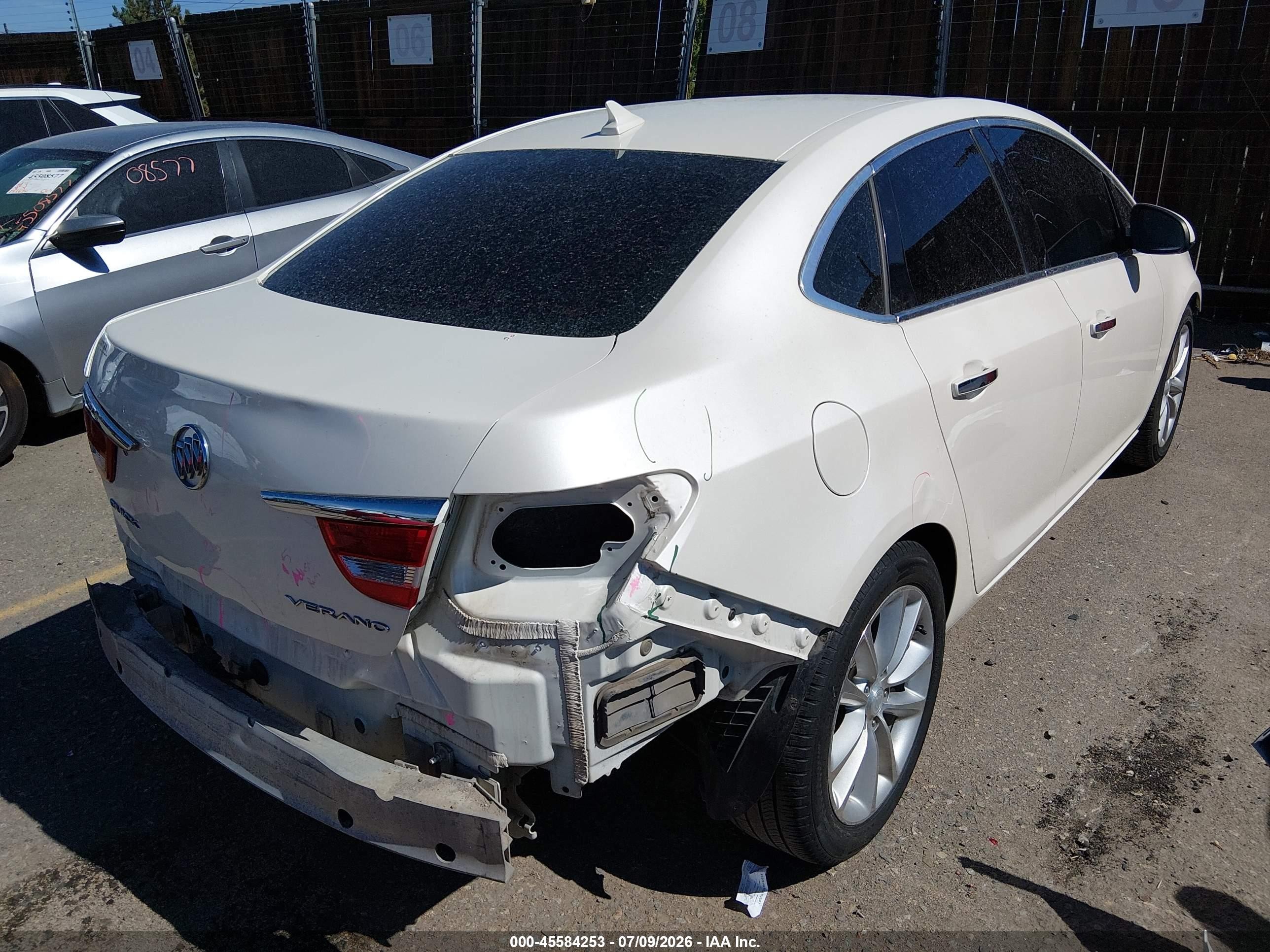2013 Buick Verano Convenience Group Кремовый vin: 1G4PR5SK6D4108987