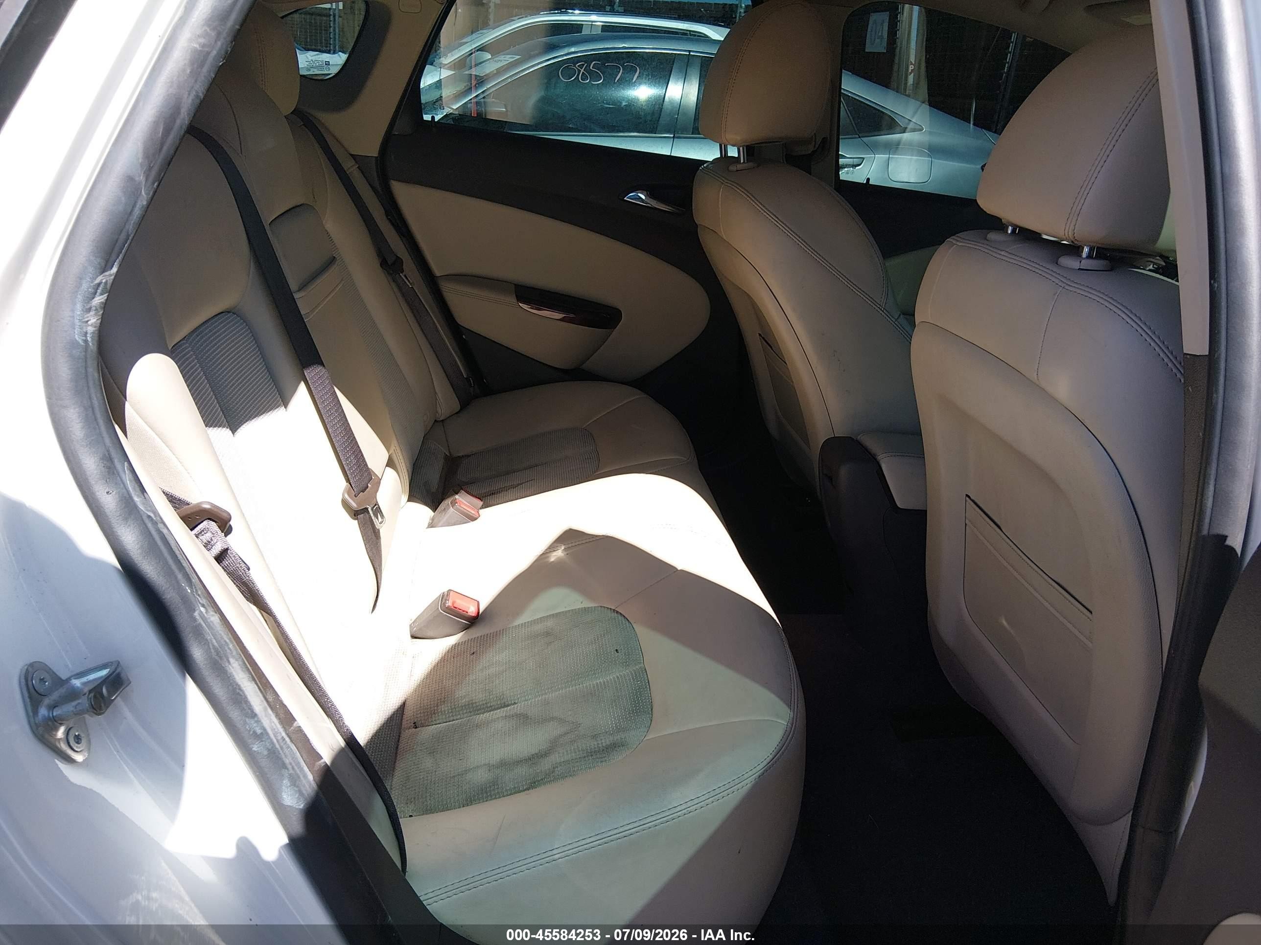 2013 Buick Verano Convenience Group Кремовый vin: 1G4PR5SK6D4108987