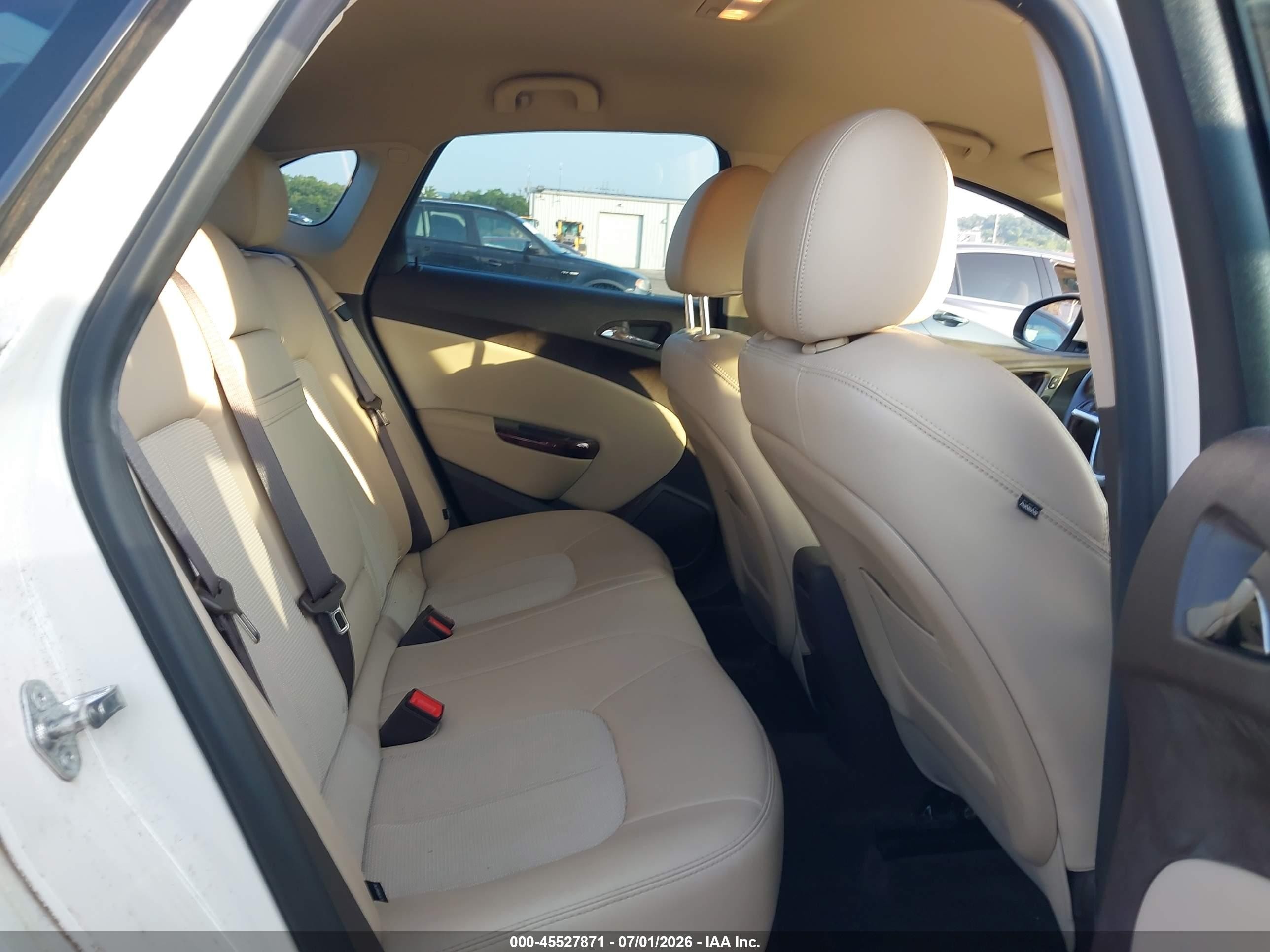 2014 Buick Verano Convenience Group White vin: 1G4PR5SK6E4117402