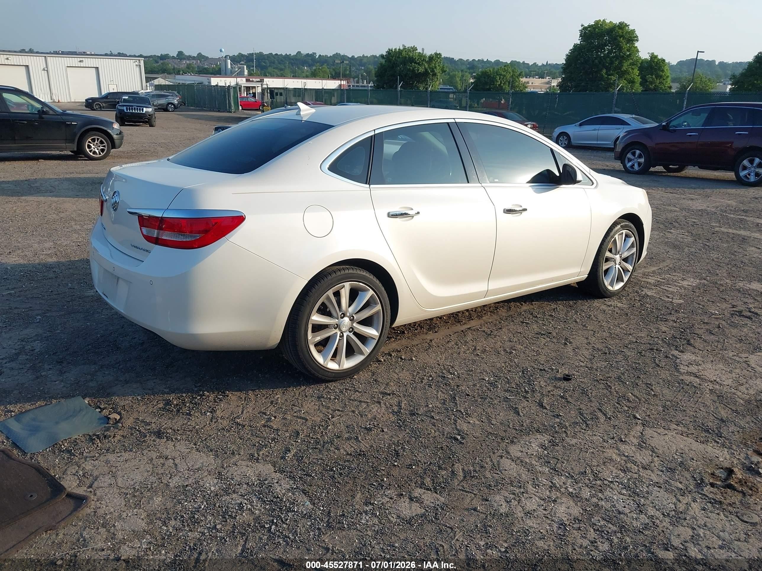 2014 Buick Verano Convenience Group White vin: 1G4PR5SK6E4117402