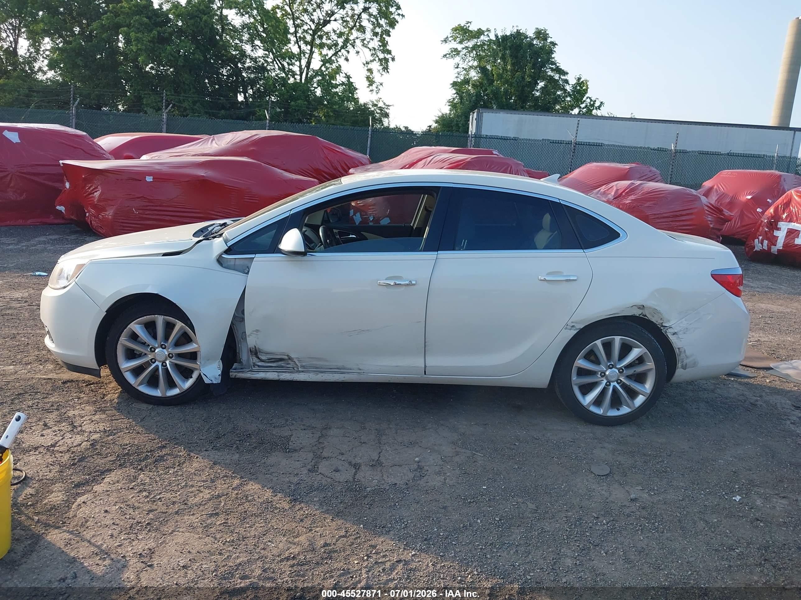 2014 Buick Verano Convenience Group White vin: 1G4PR5SK6E4117402
