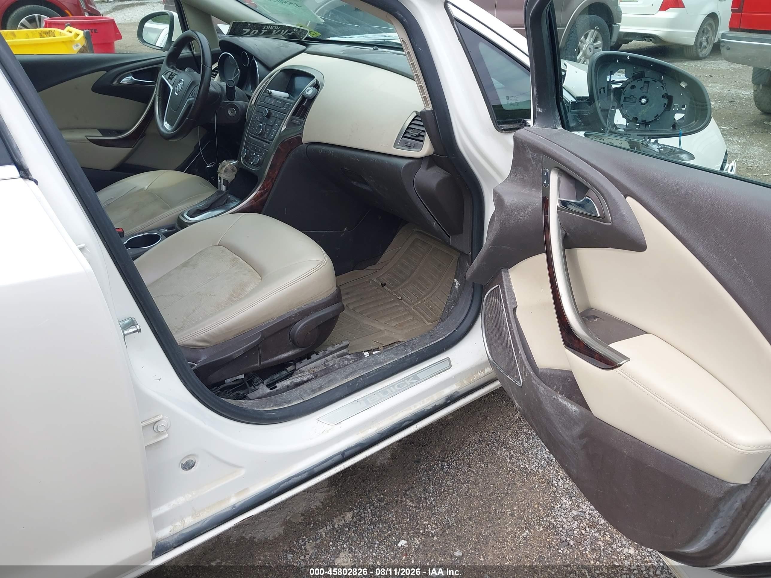 2015 Buick Verano Convenience Group Белый vin: 1G4PR5SK6F4162485