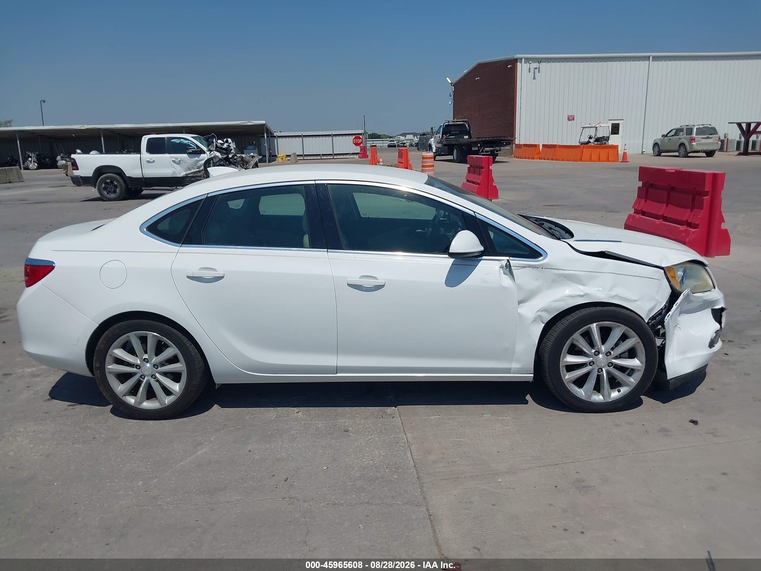 2015 Buick Verano Convenience Group White vin: 1G4PR5SK6F4177746