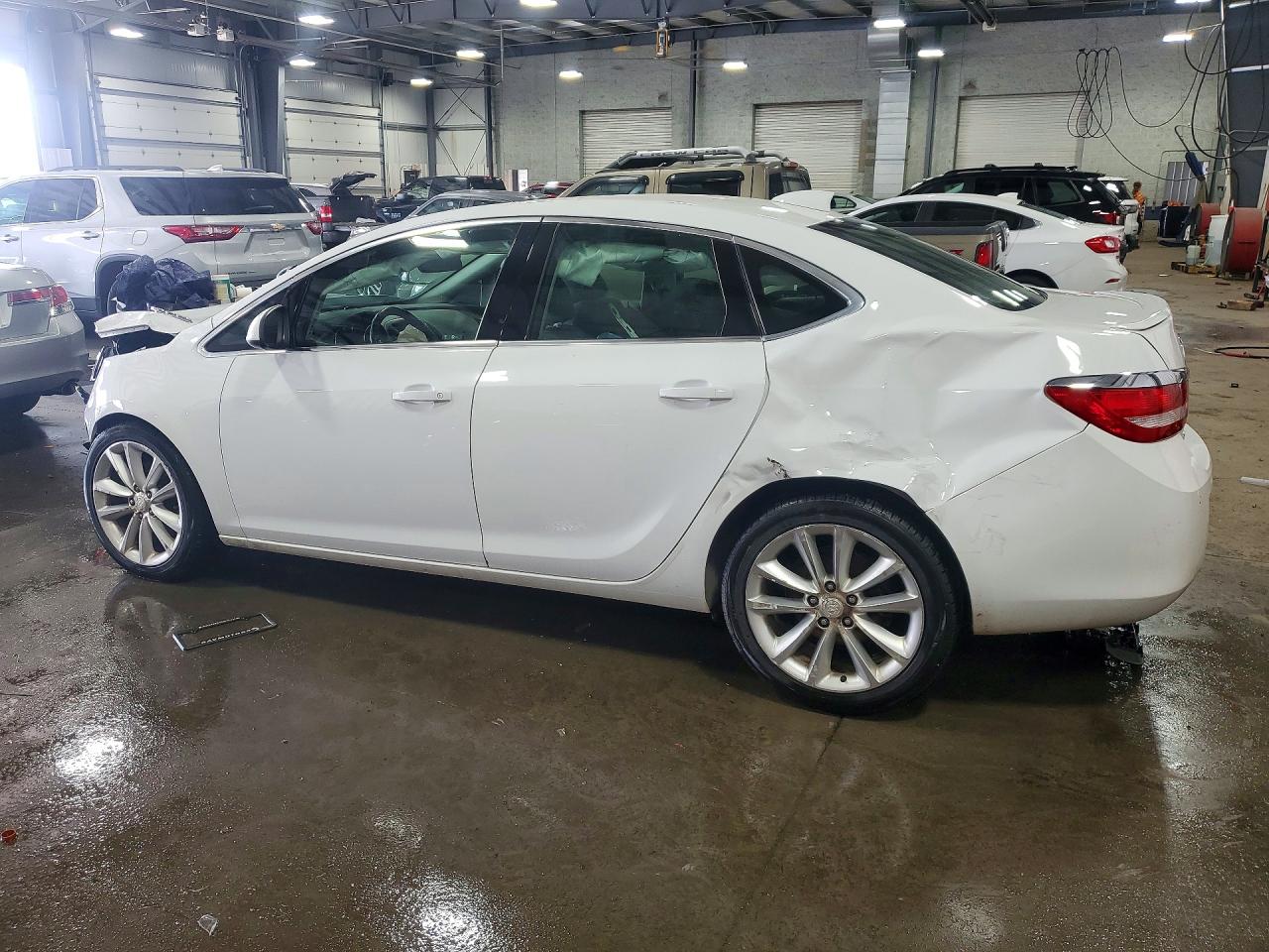 2016 Buick Verano Convenience White vin: 1G4PR5SK6G4116351