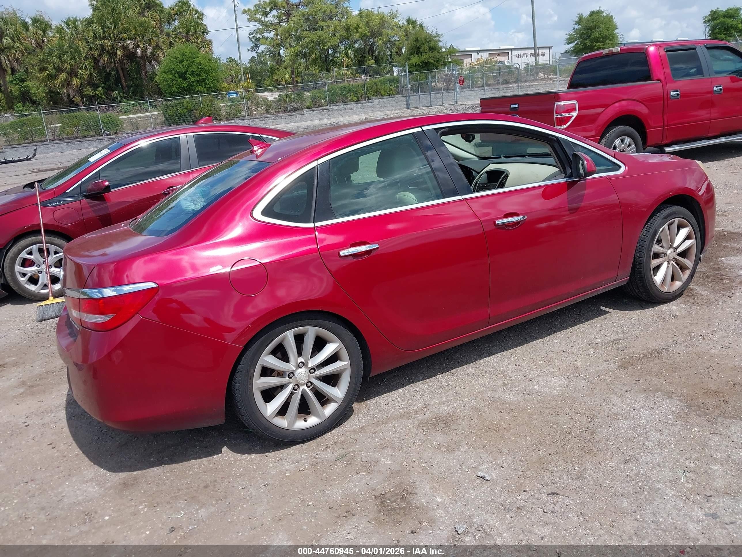 2013 Buick Verano Convenience Group Red vin: 1G4PR5SK7D4227695