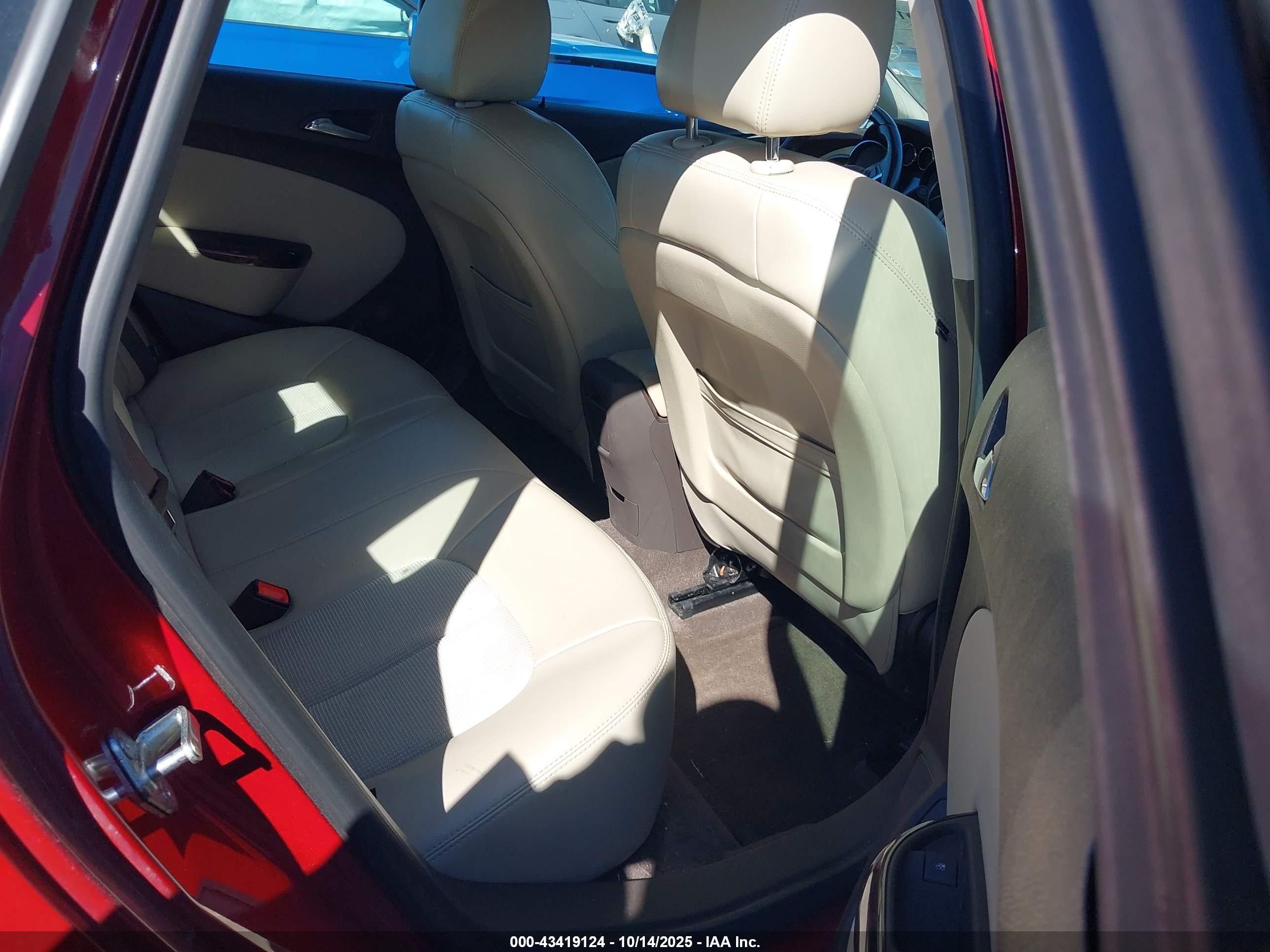 2014 Buick Verano Convenience Group Red vin: 1G4PR5SK7E4110877