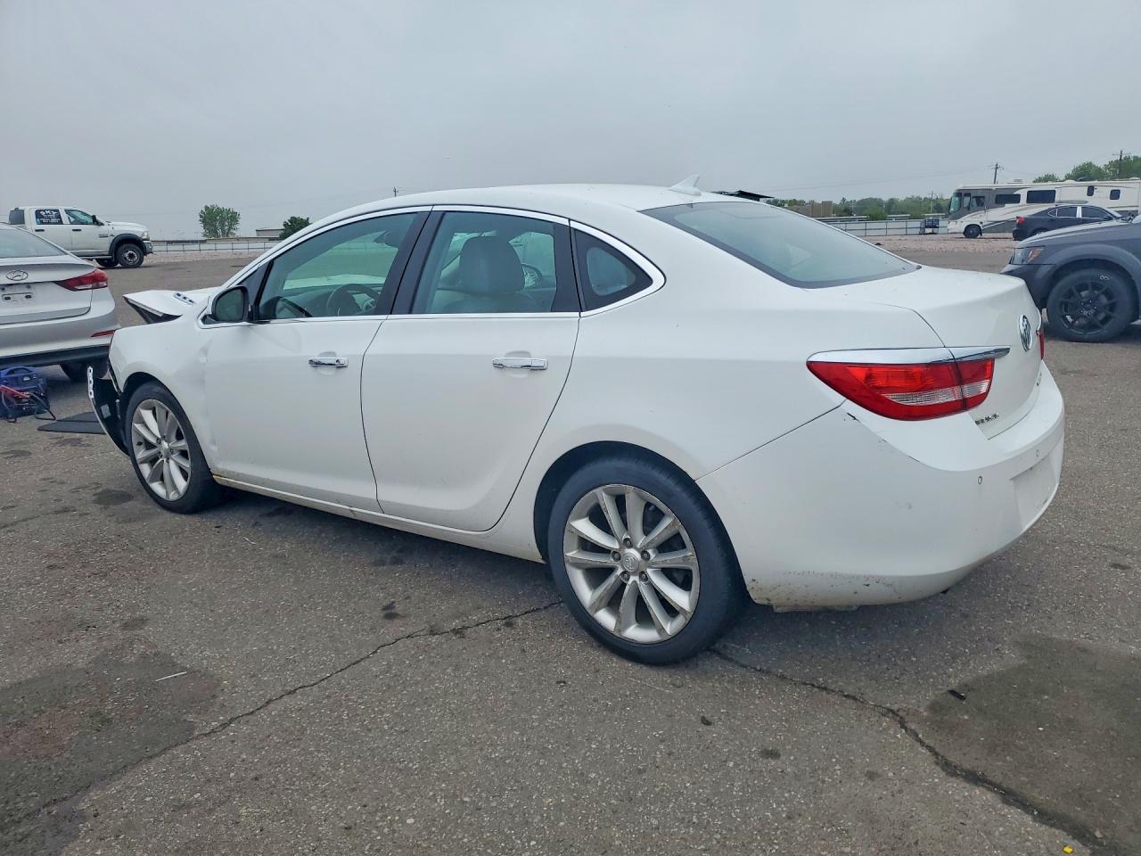 2014 Buick Verano White vin: 1G4PR5SK7E4122740