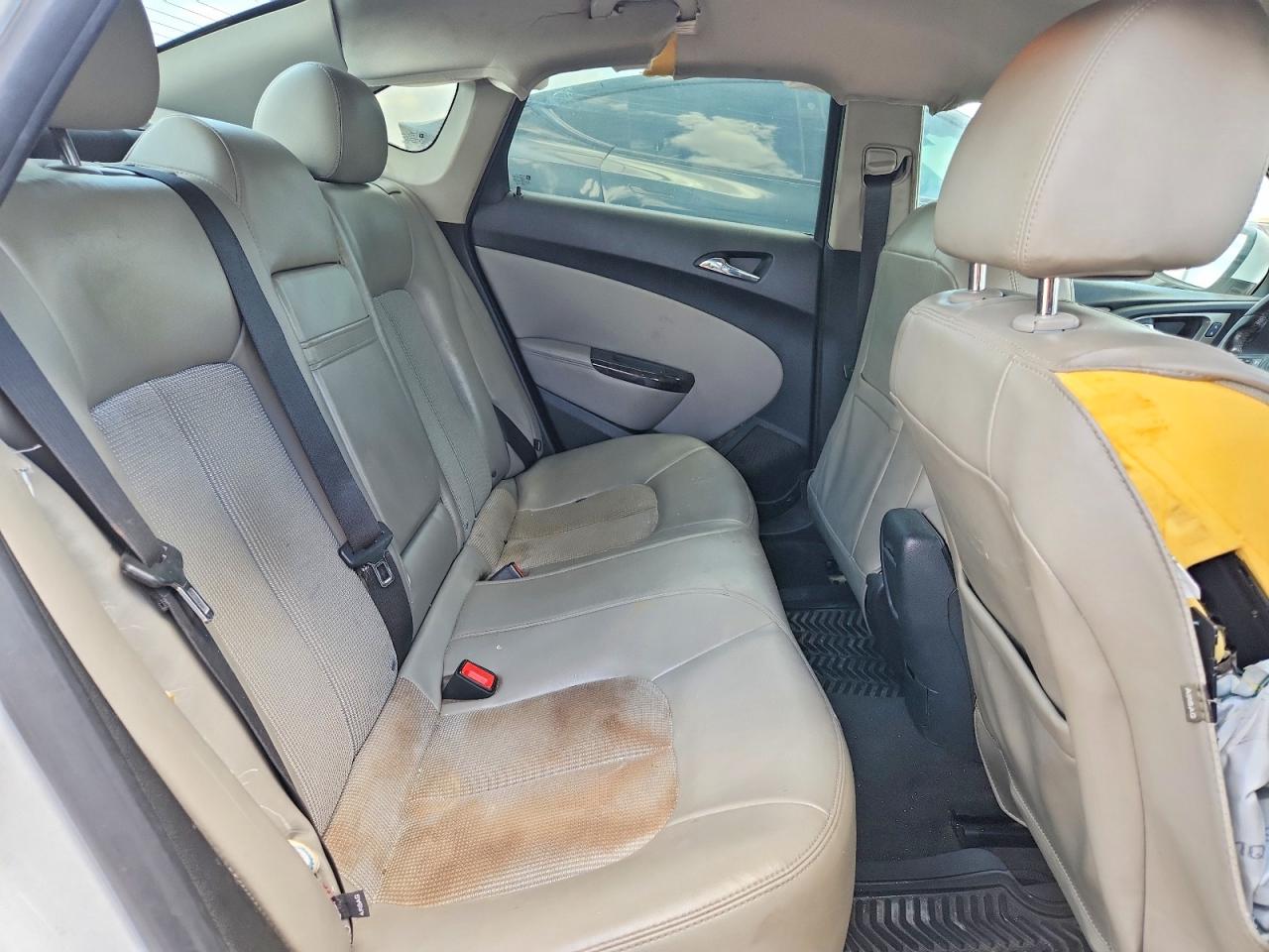 2015 Buick Verano Convenience White vin: 1G4PR5SK7F4107978