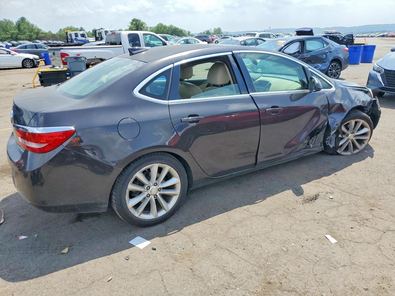 2015 Buick Verano Convenience Коричневый vin: 1G4PR5SK7F4129494