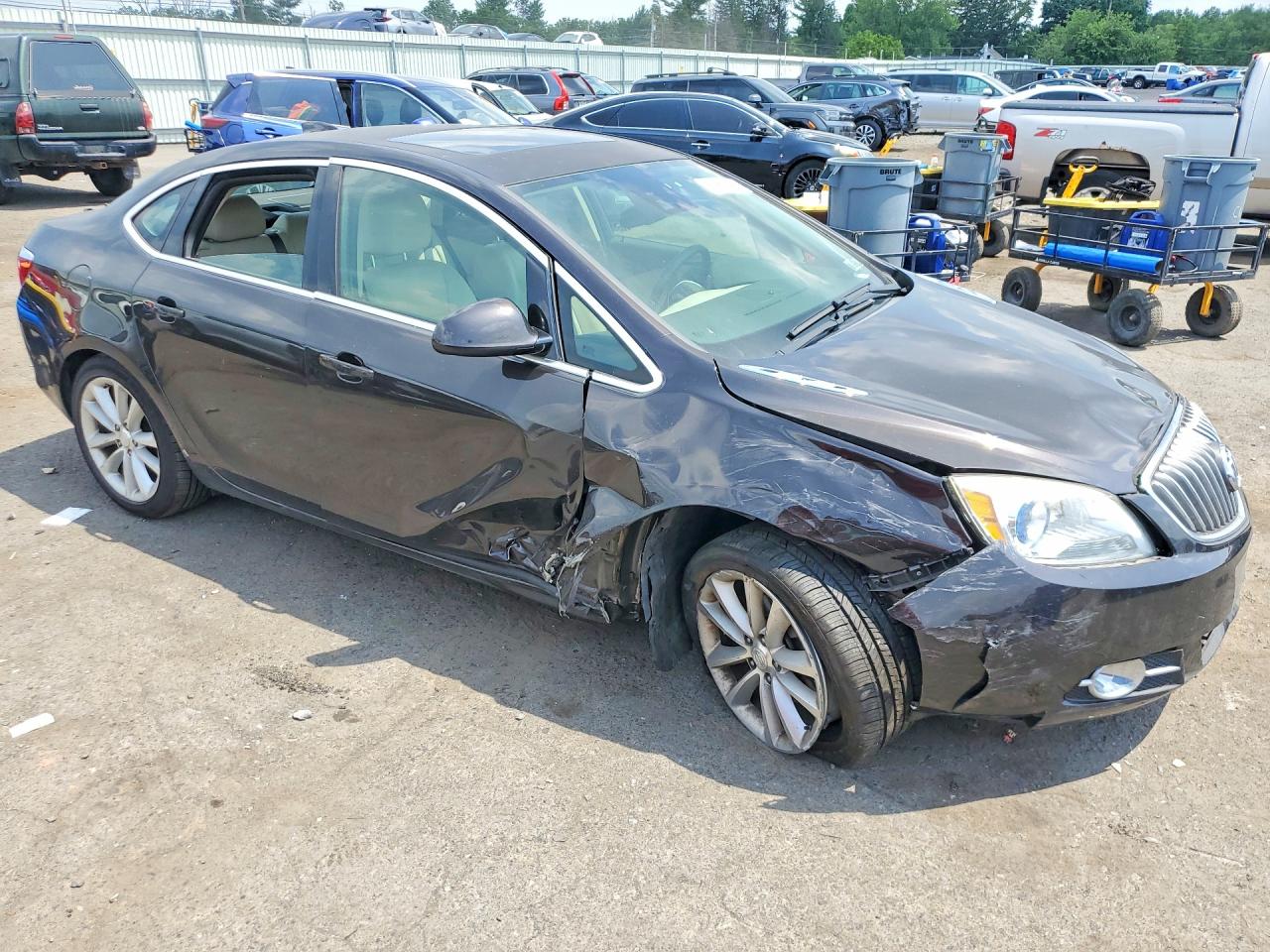 2015 Buick Verano Convenience Коричневый vin: 1G4PR5SK7F4129494