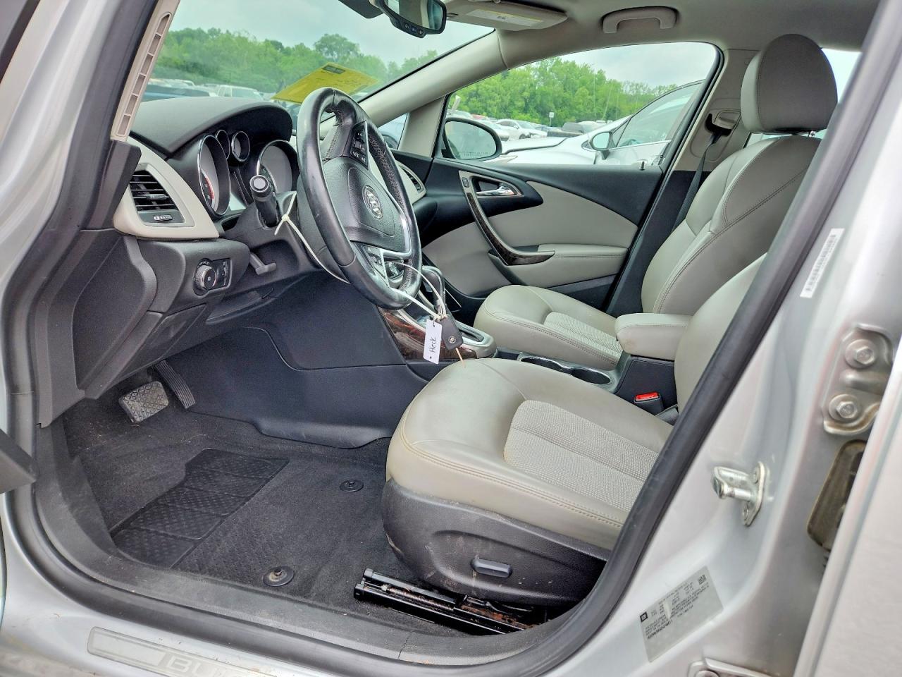 2013 Buick Verano Convenience Серебряный vin: 1G4PR5SK8D4249611