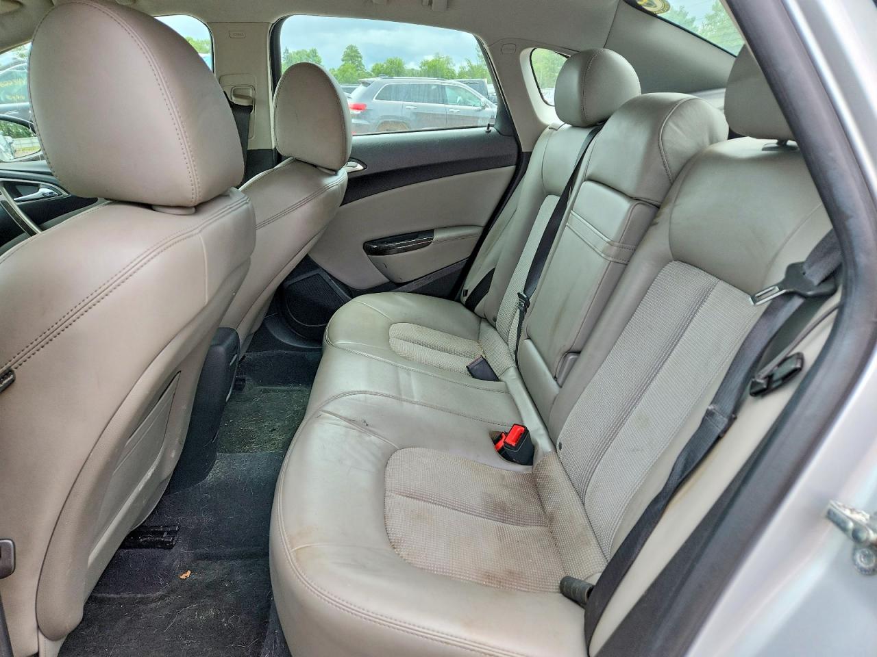 2014 Buick Verano Convenience Silver vin: 1G4PR5SK8E4103517