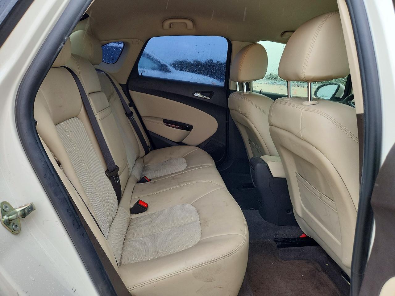 2014 Buick Verano Convenience White vin: 1G4PR5SK8E4178959
