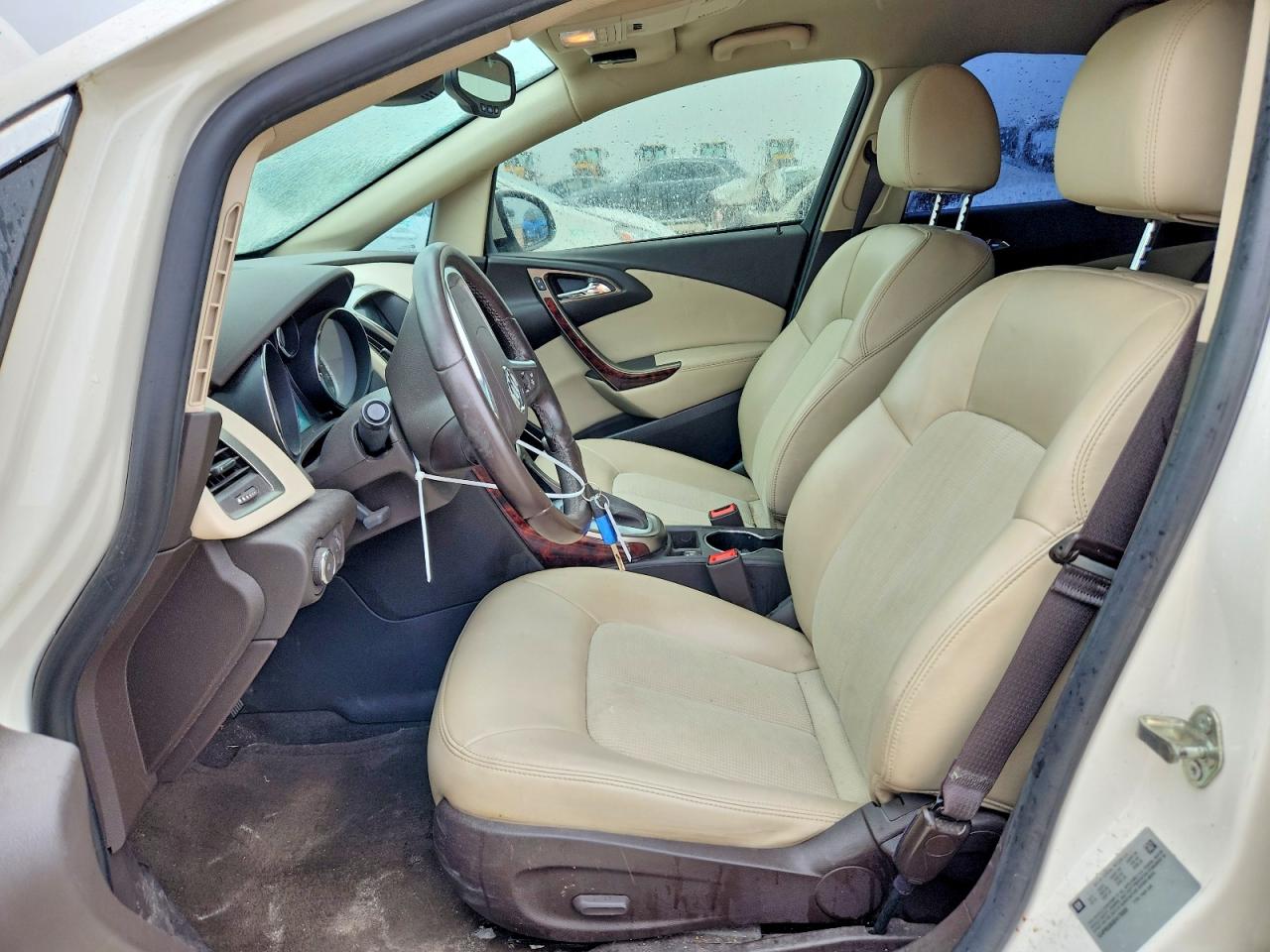 2014 Buick Verano Convenience White vin: 1G4PR5SK8E4178959