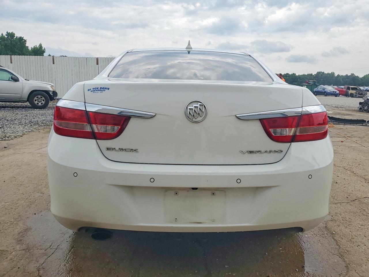 2014 Buick Verano Convenience White vin: 1G4PR5SK8E4222149