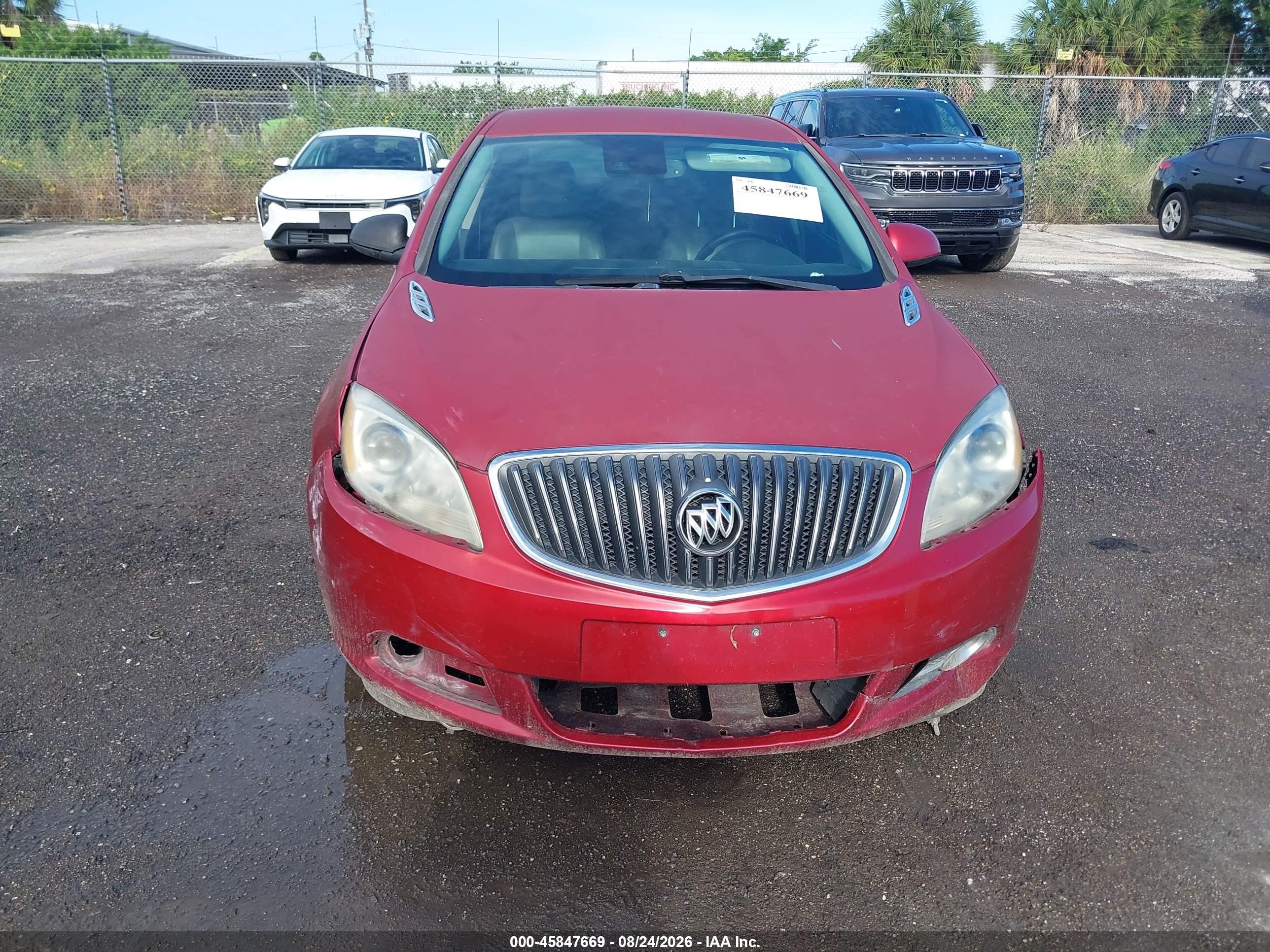 2015 Buick Verano Convenience Group Red vin: 1G4PR5SK8F4147082