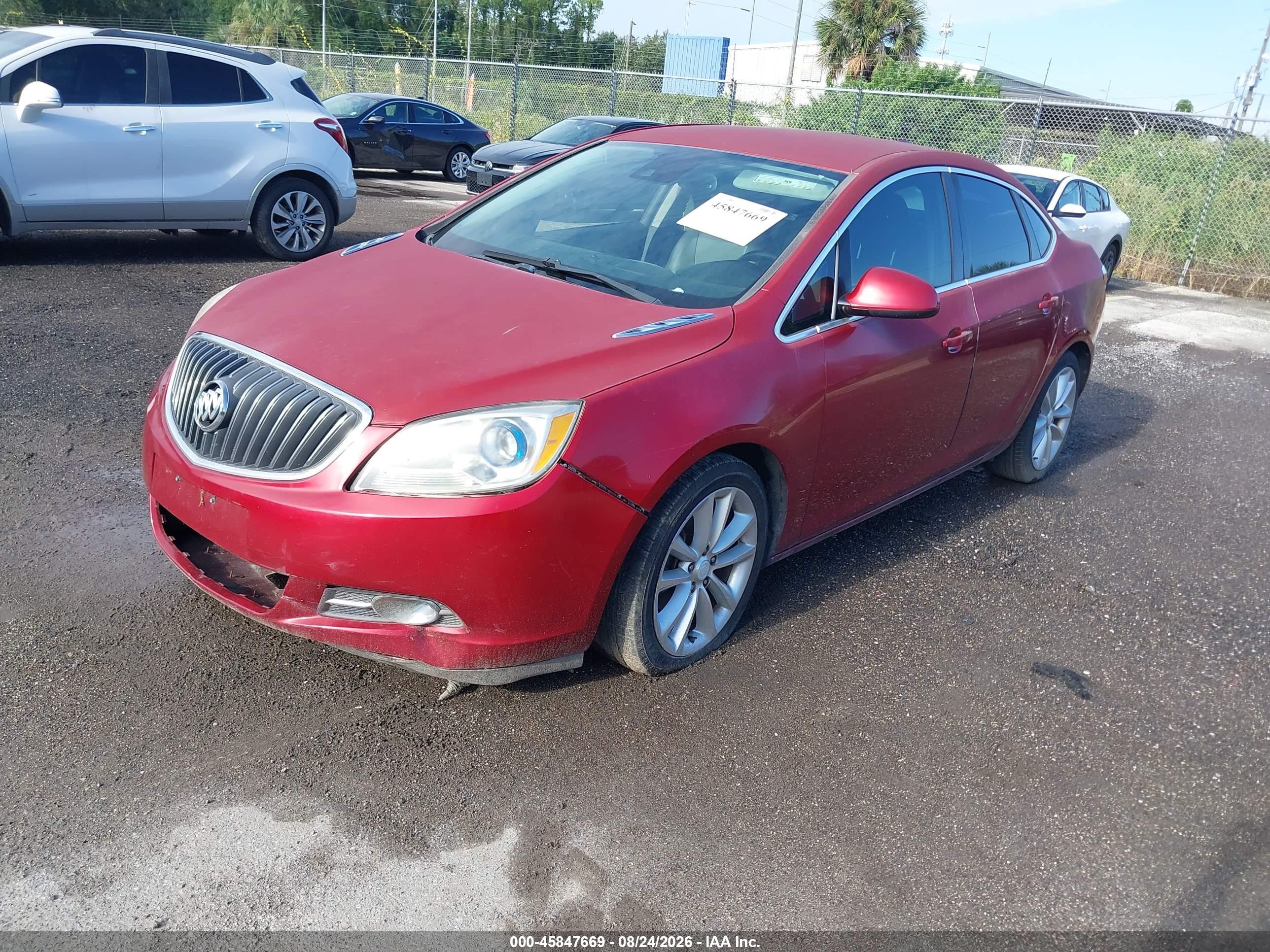 2015 Buick Verano Convenience Group Red vin: 1G4PR5SK8F4147082