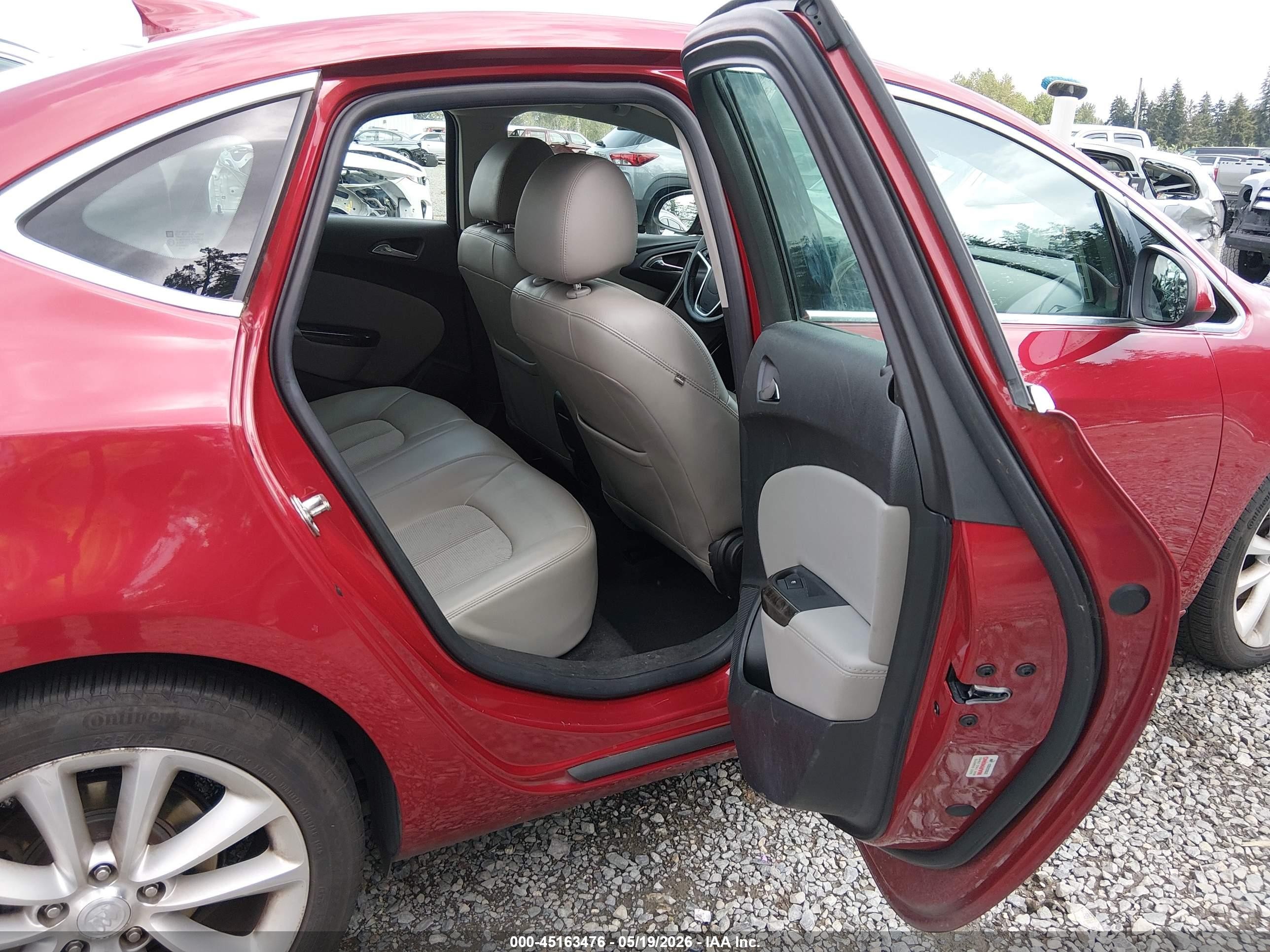 2015 Buick Verano Convenience Group Red vin: 1G4PR5SK8F4182544
