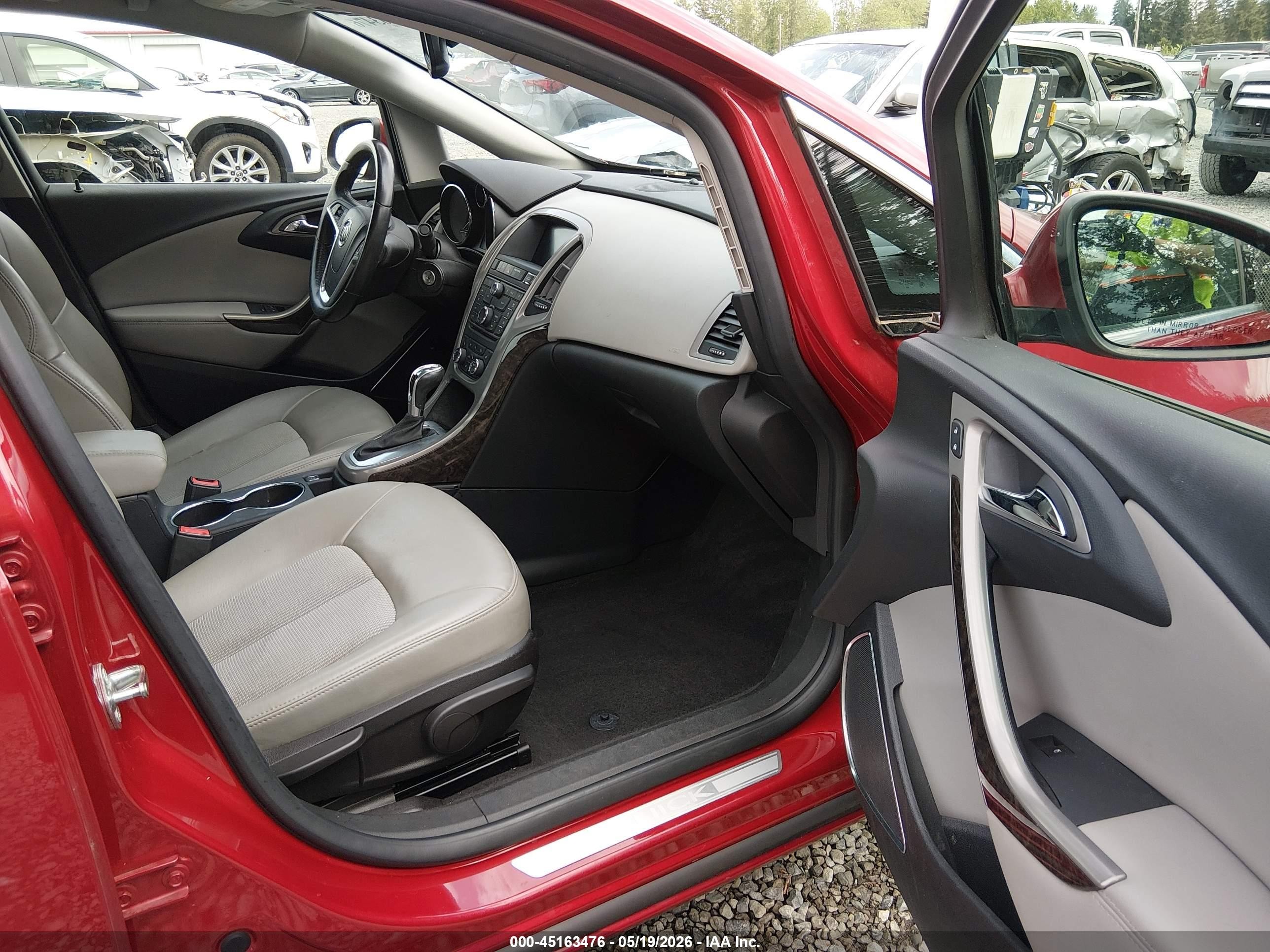 2015 Buick Verano Convenience Group Red vin: 1G4PR5SK8F4182544