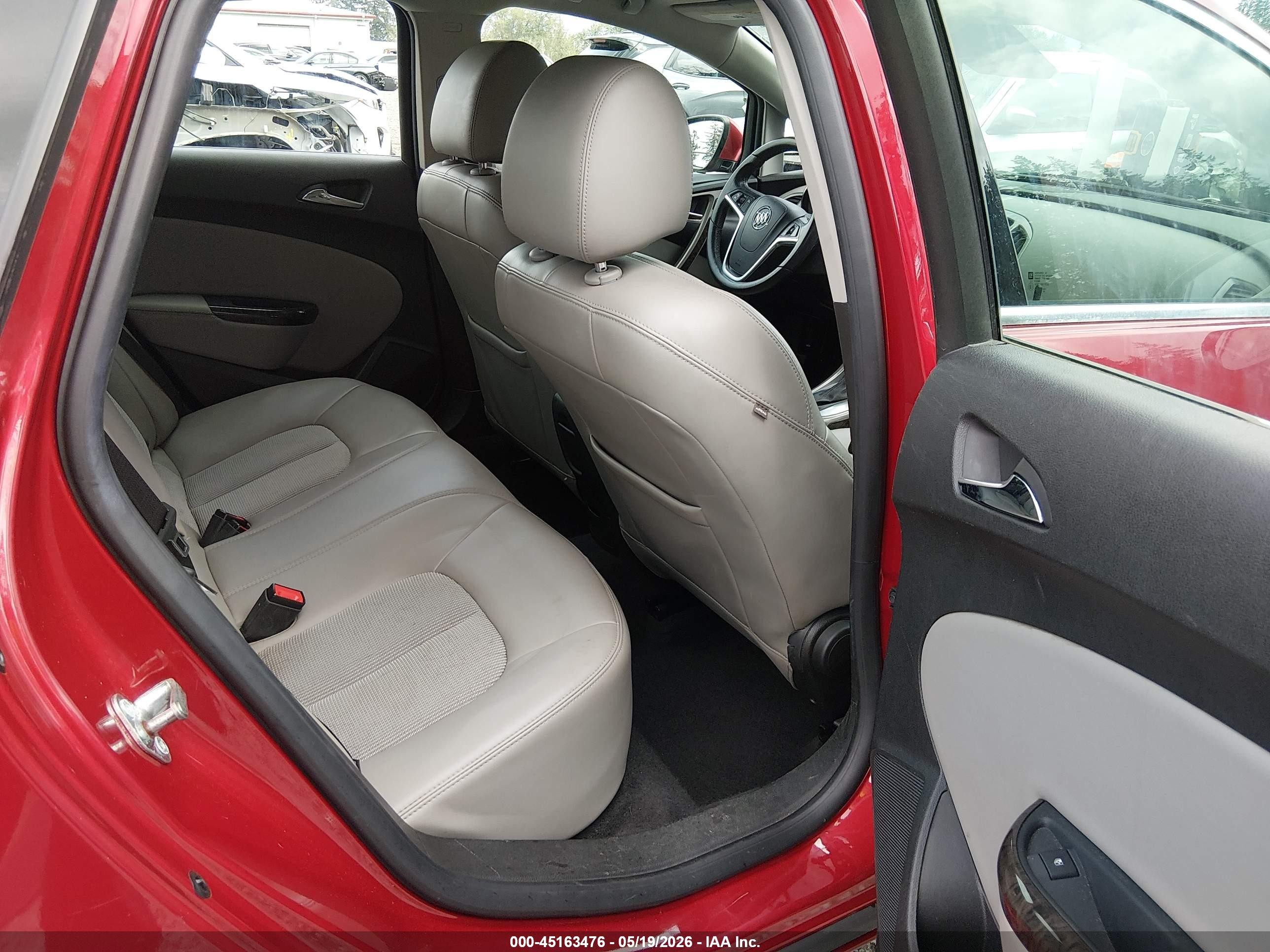 2015 Buick Verano Convenience Group Red vin: 1G4PR5SK8F4182544