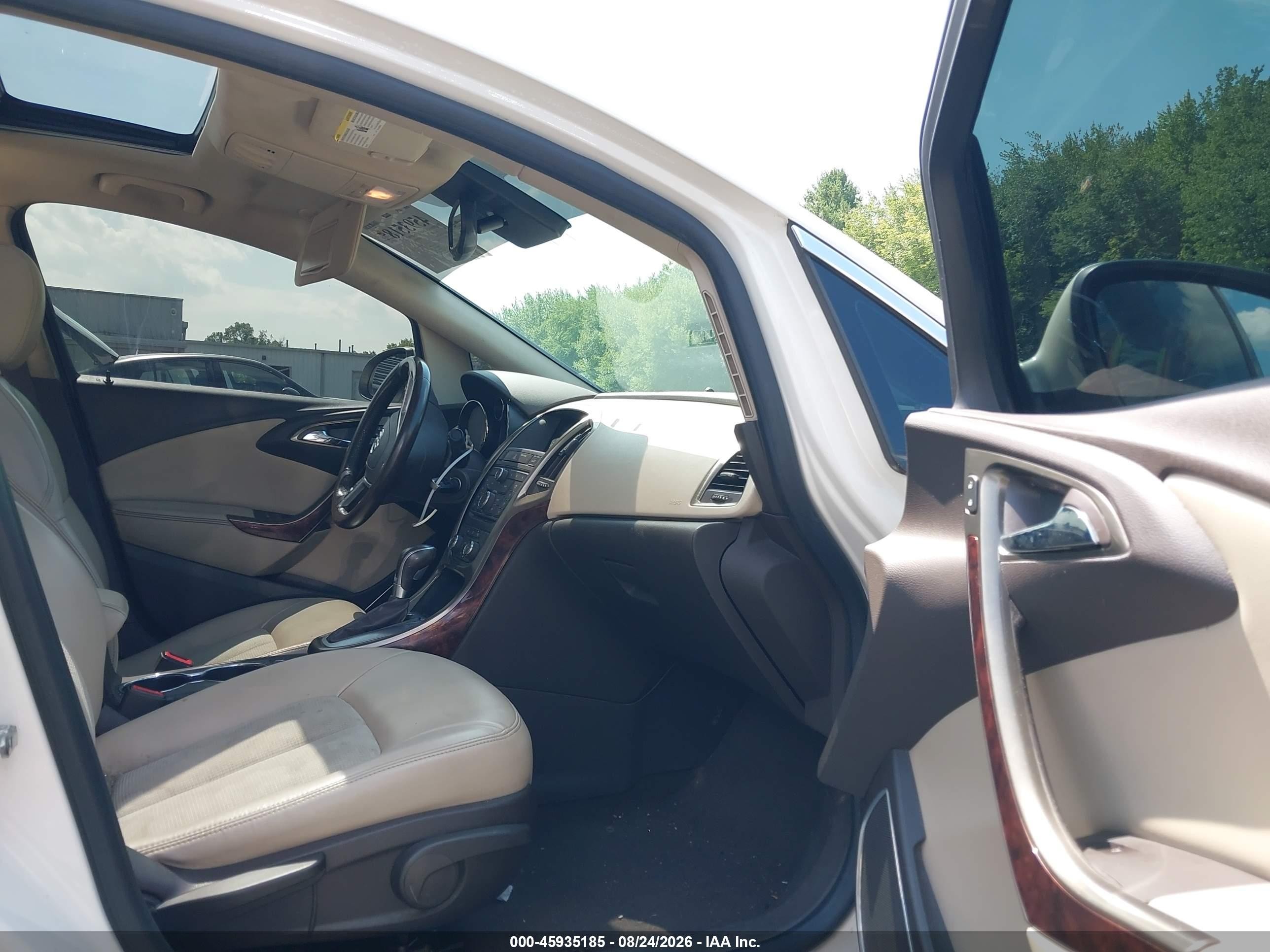 2013 Buick Verano Convenience Group White vin: 1G4PR5SK9D4253652