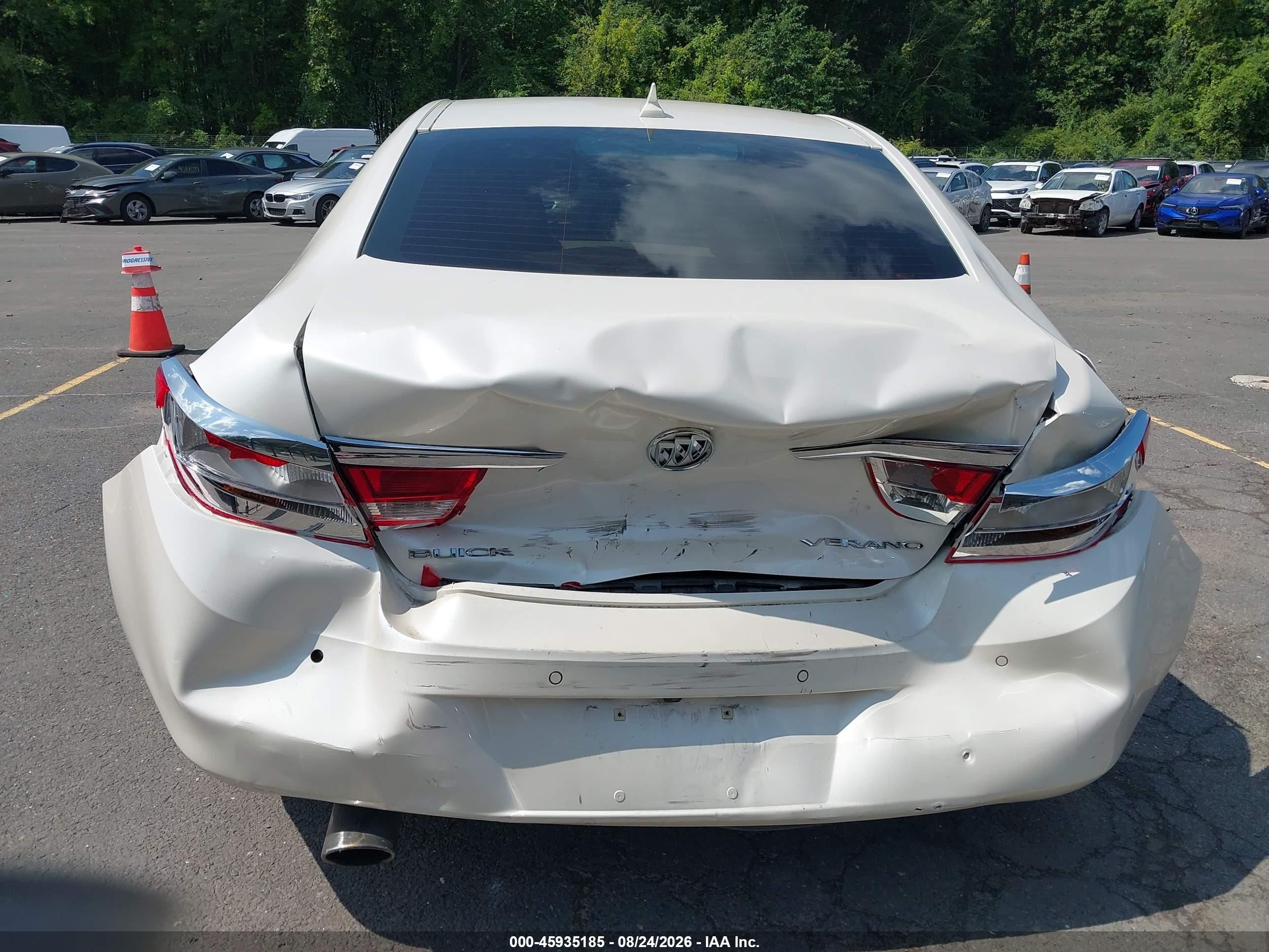 2013 Buick Verano Convenience Group White vin: 1G4PR5SK9D4253652