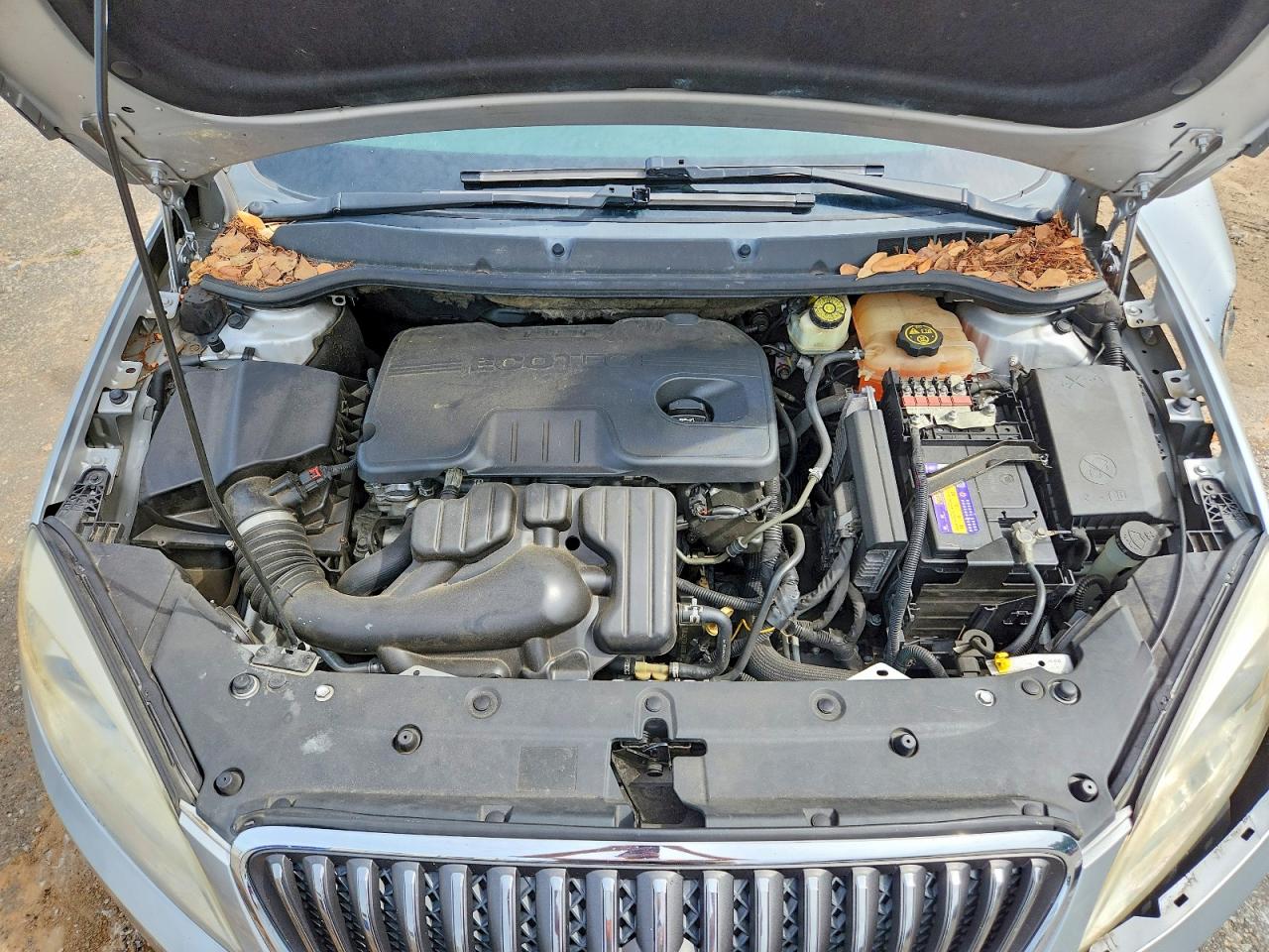 2014 Buick Verano Convenience Серебряный vin: 1G4PR5SK9E4152869