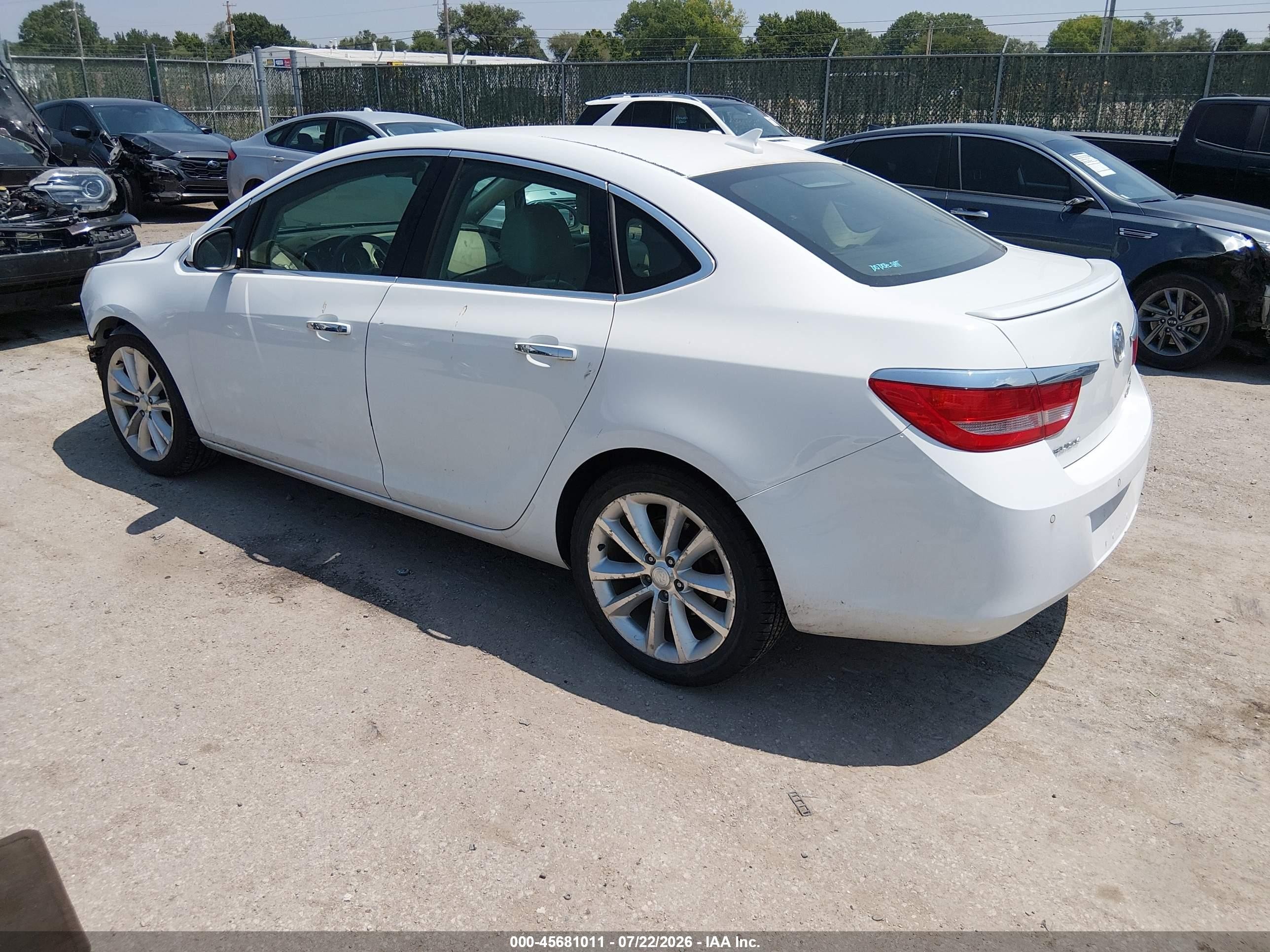 2014 Buick Verano Convenience Group White vin: 1G4PR5SK9E4176282