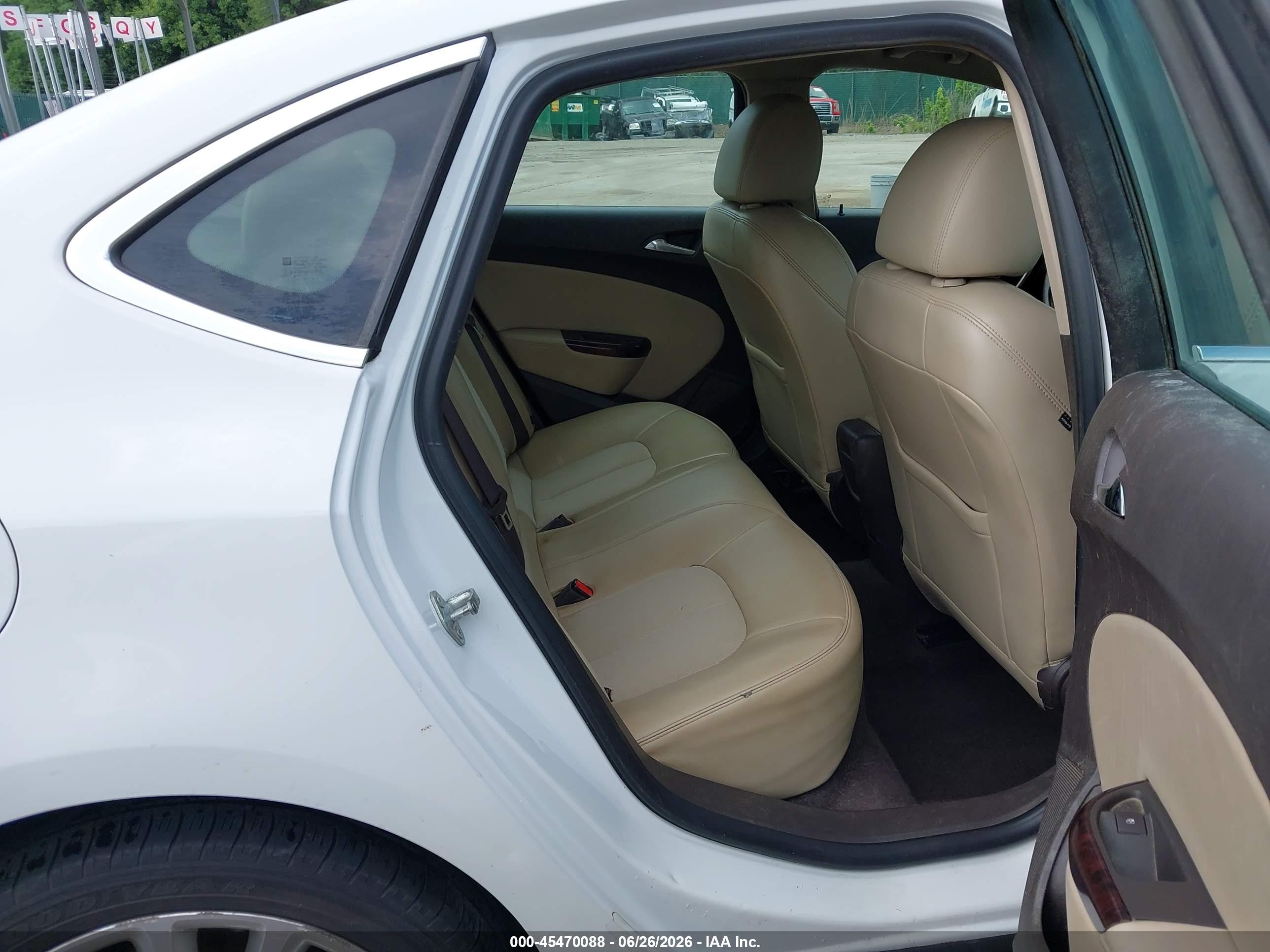 2015 Buick Verano Convenience Group White vin: 1G4PR5SK9F4113832