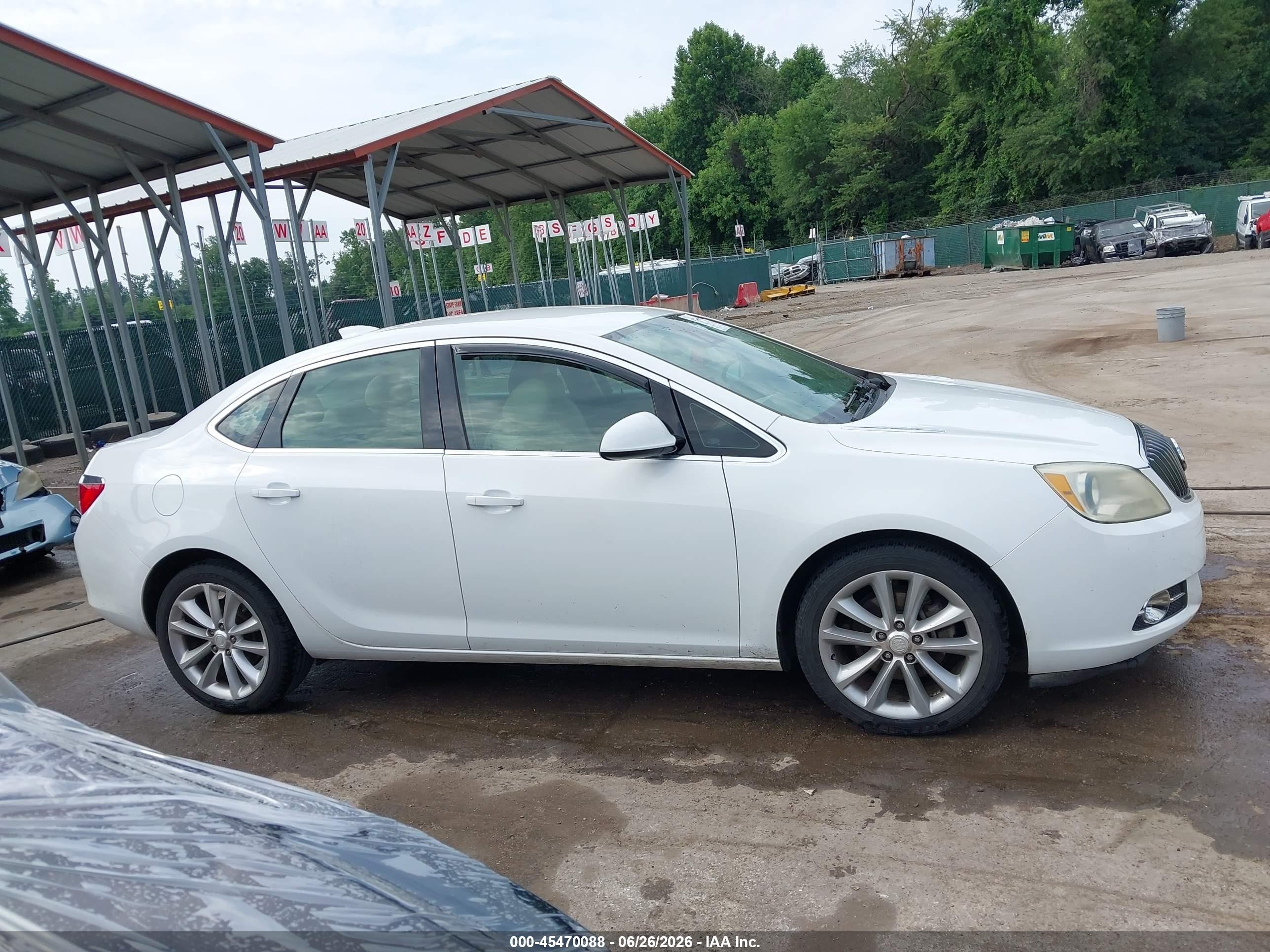 2015 Buick Verano Convenience Group White vin: 1G4PR5SK9F4113832