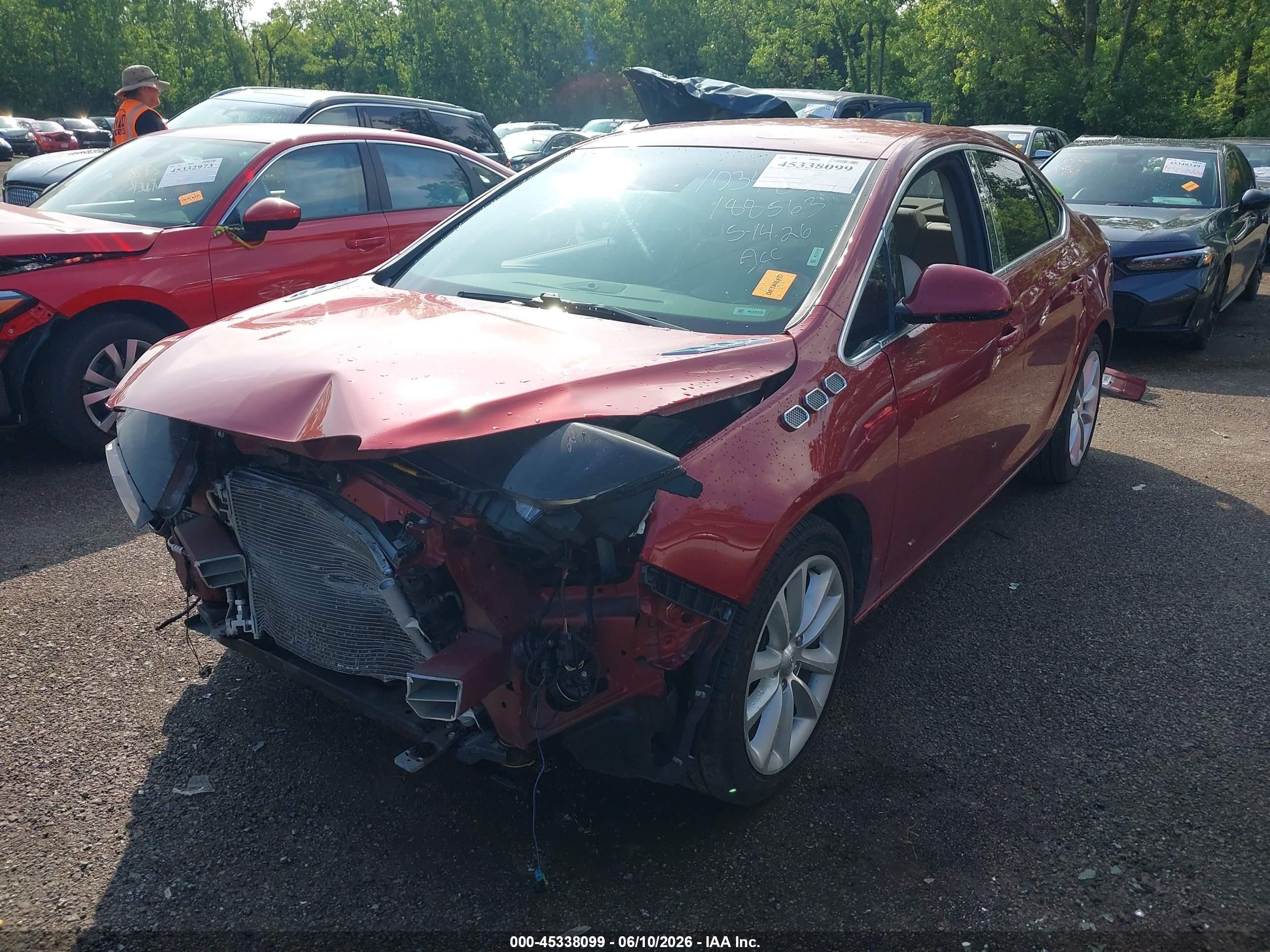 2015 Buick Verano Convenience Group Red vin: 1G4PR5SK9F4188563