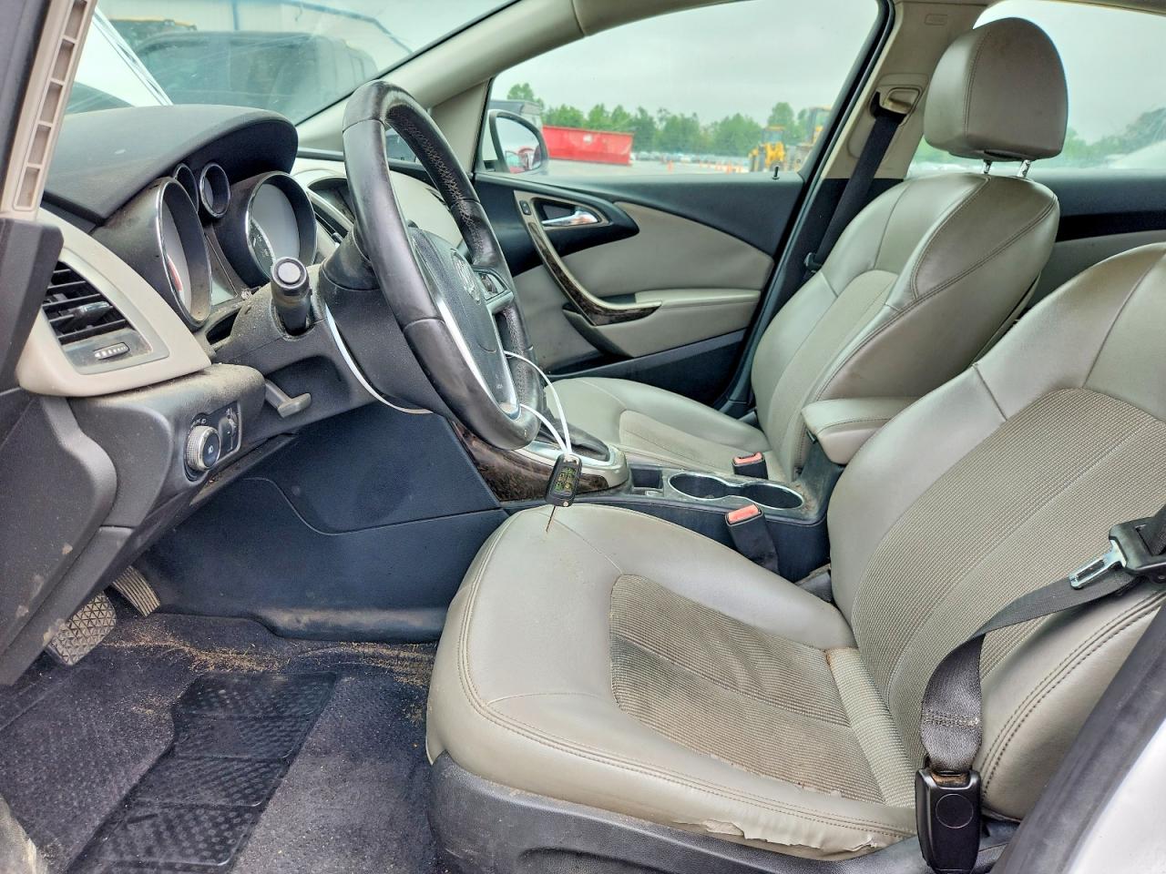 2012 Buick Verano Convenience White vin: 1G4PR5SKXC4174506