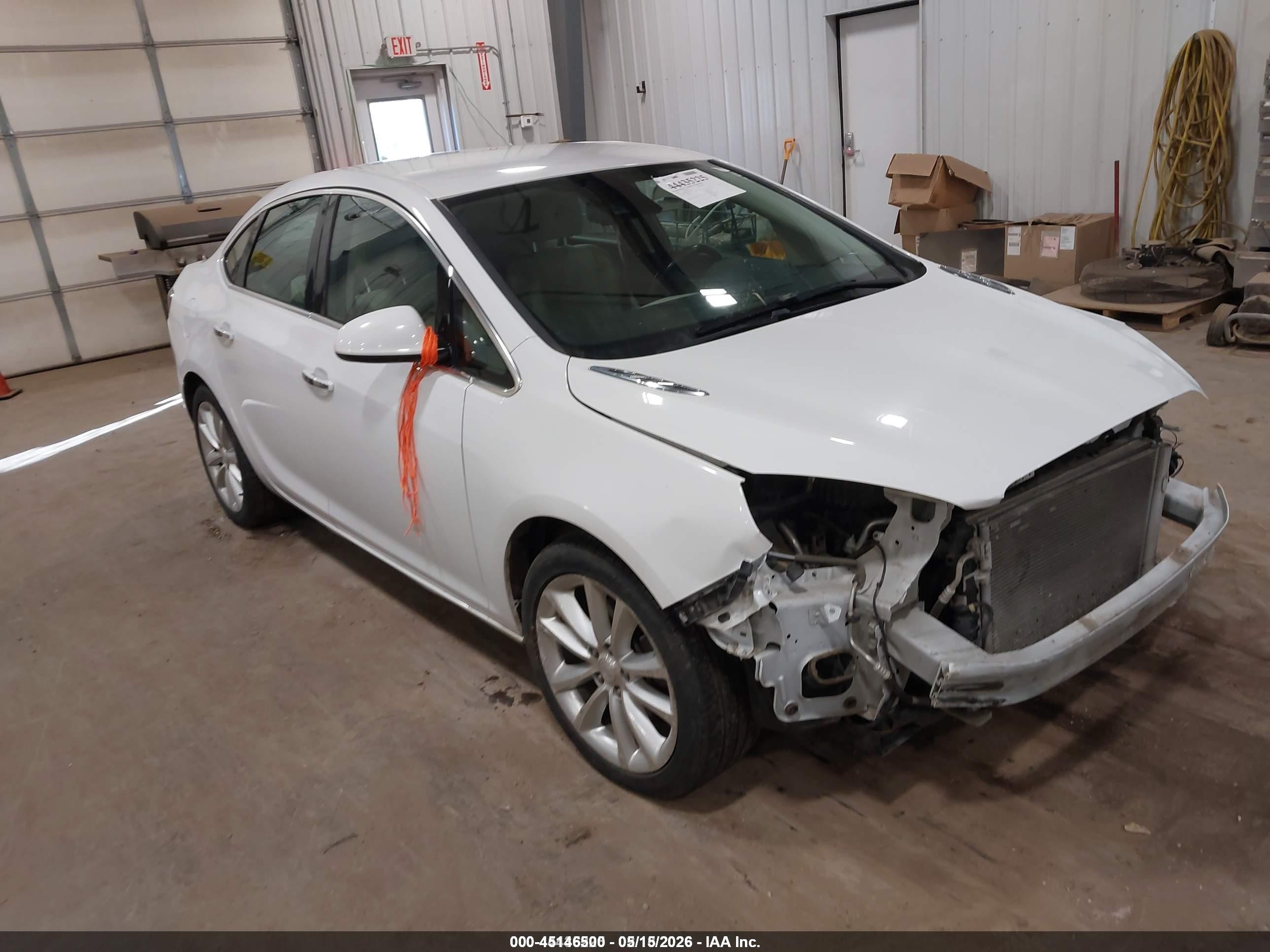 2014 Buick Verano Convenience Group White vin: 1G4PR5SKXE4176159