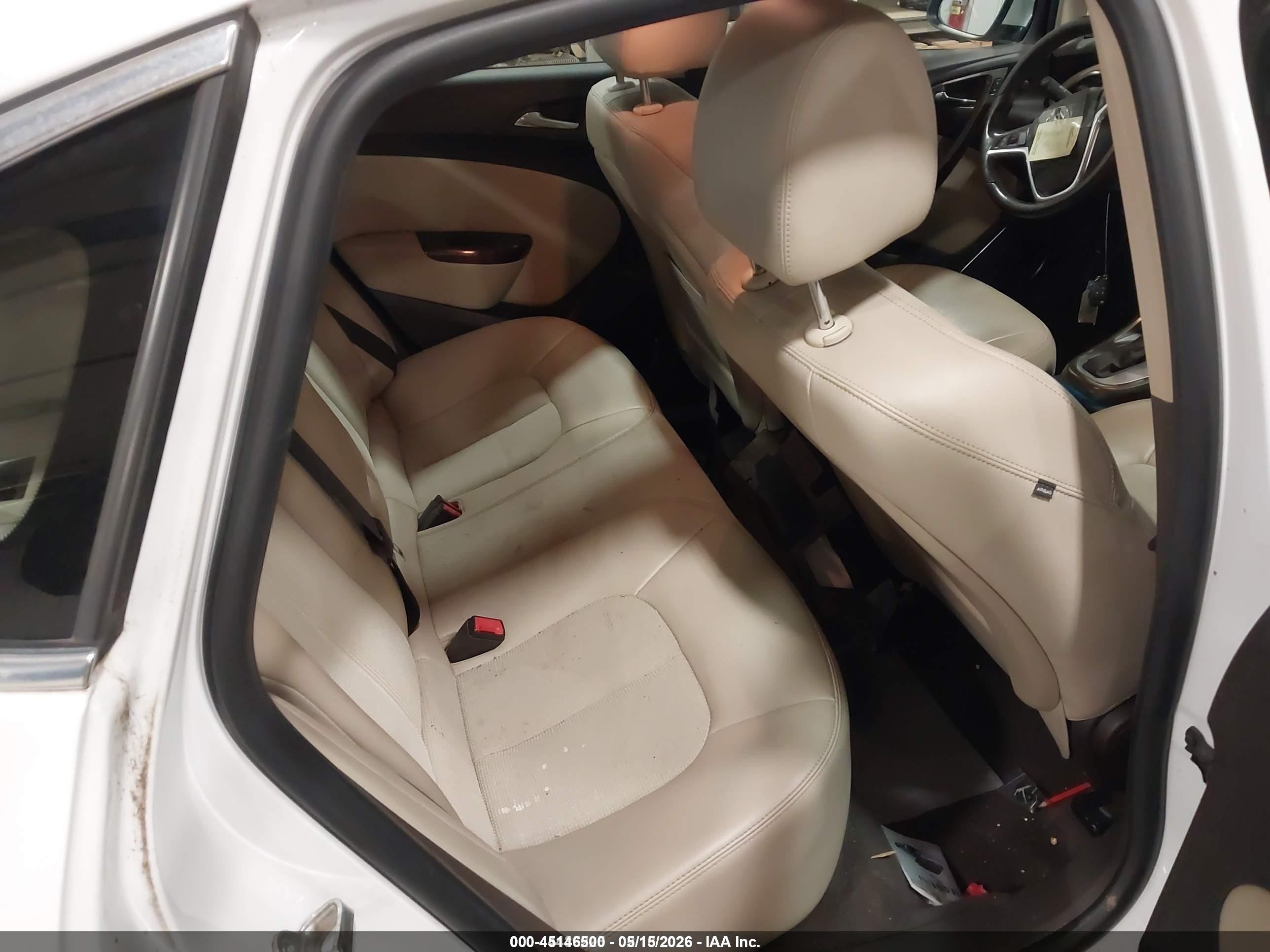 2014 Buick Verano Convenience Group White vin: 1G4PR5SKXE4176159