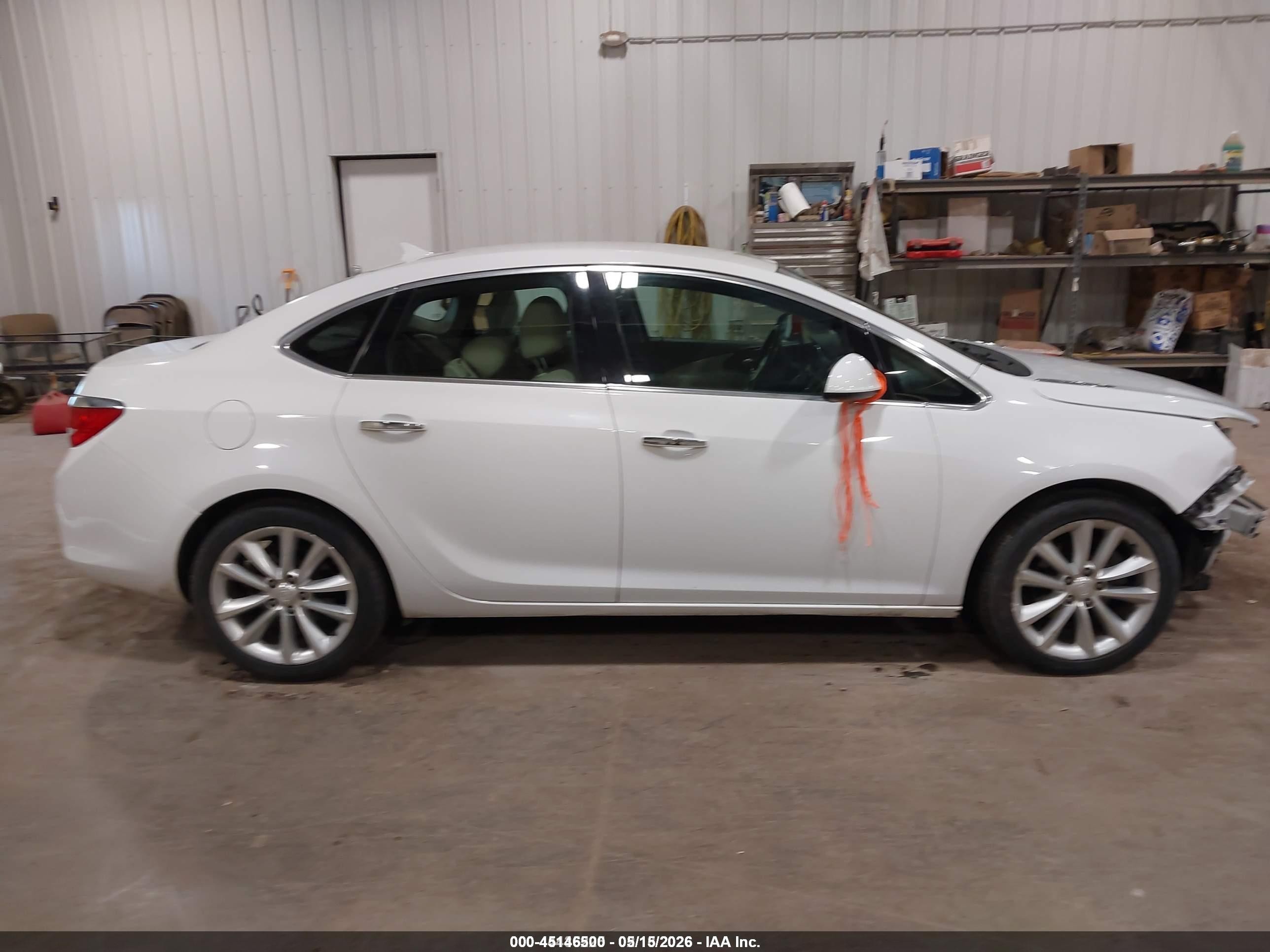 2014 Buick Verano Convenience Group White vin: 1G4PR5SKXE4176159