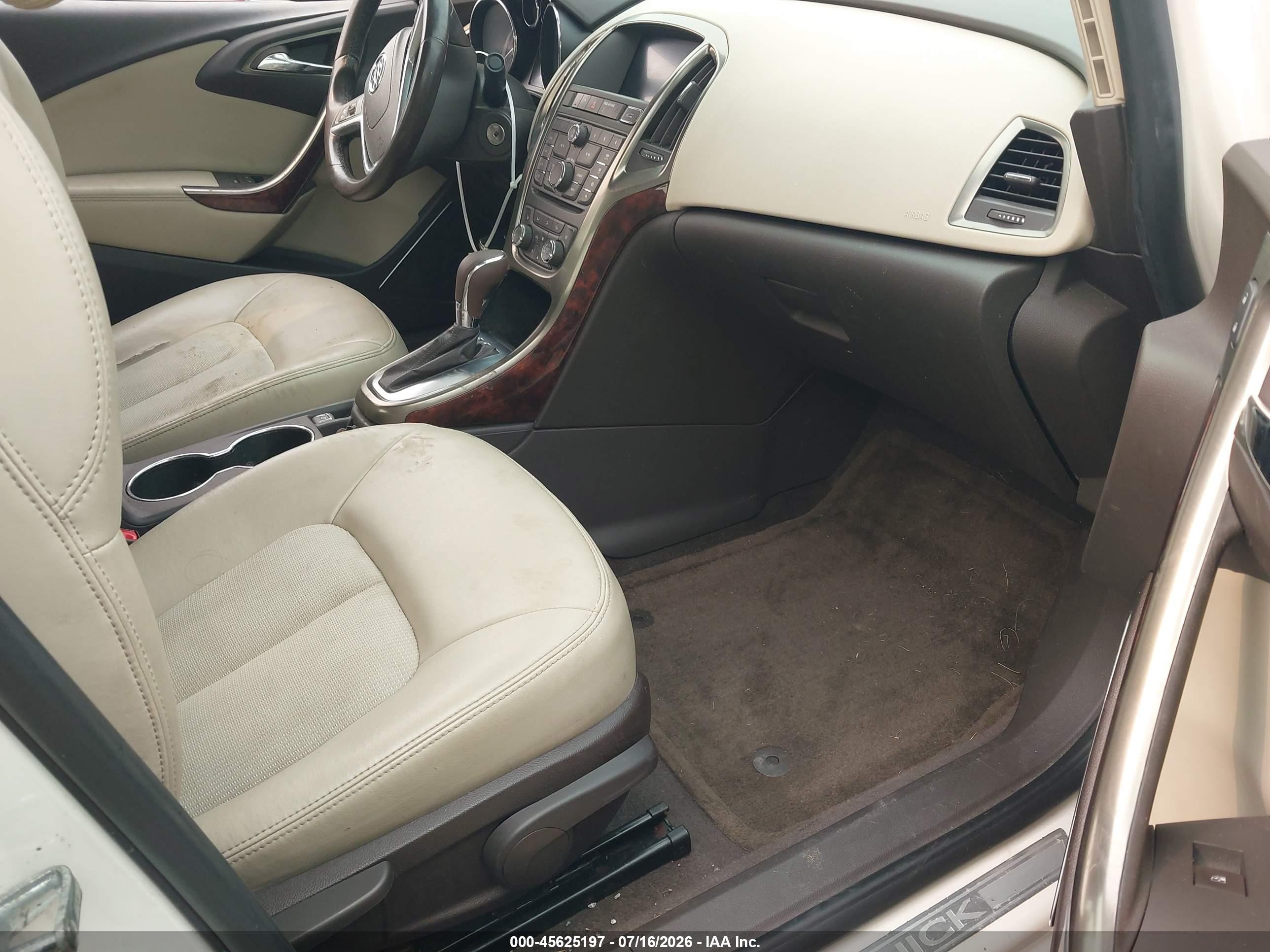 2014 Buick Verano Convenience Group White vin: 1G4PR5SKXE4219429