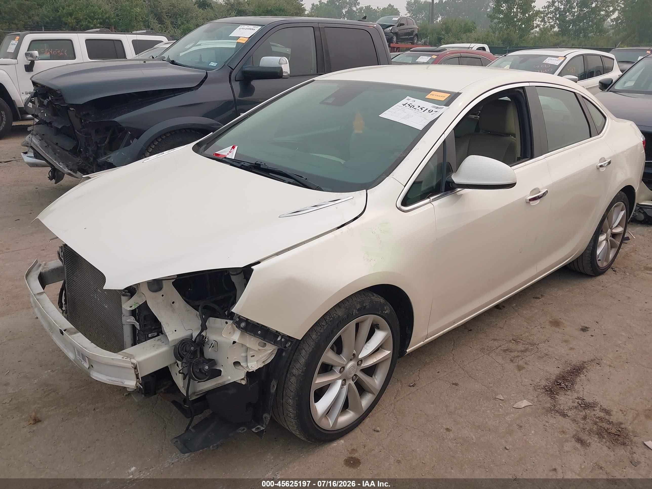 2014 Buick Verano Convenience Group White vin: 1G4PR5SKXE4219429