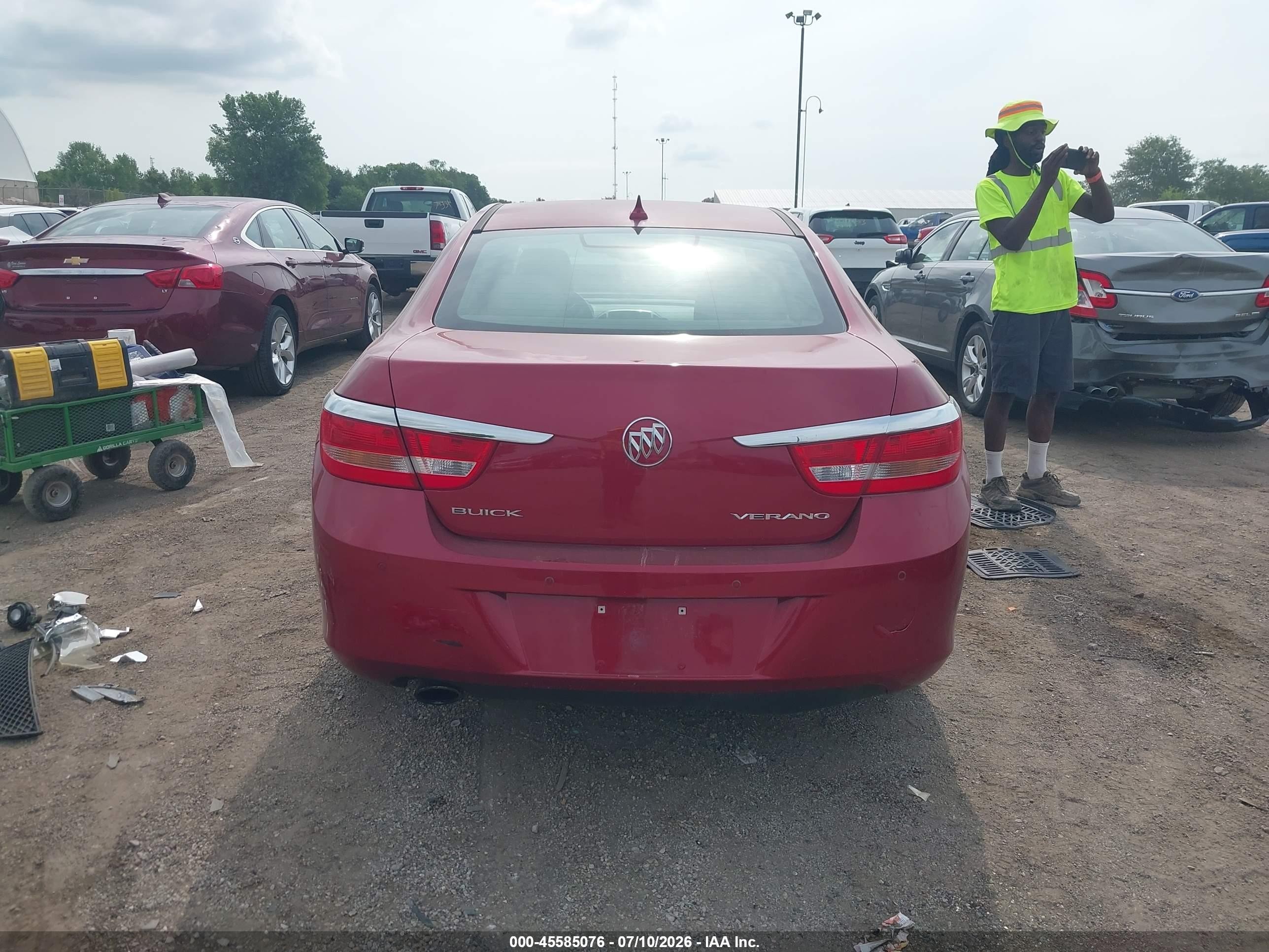 2012 Buick Verano Leather Group Red vin: 1G4PS5SK0C4142300