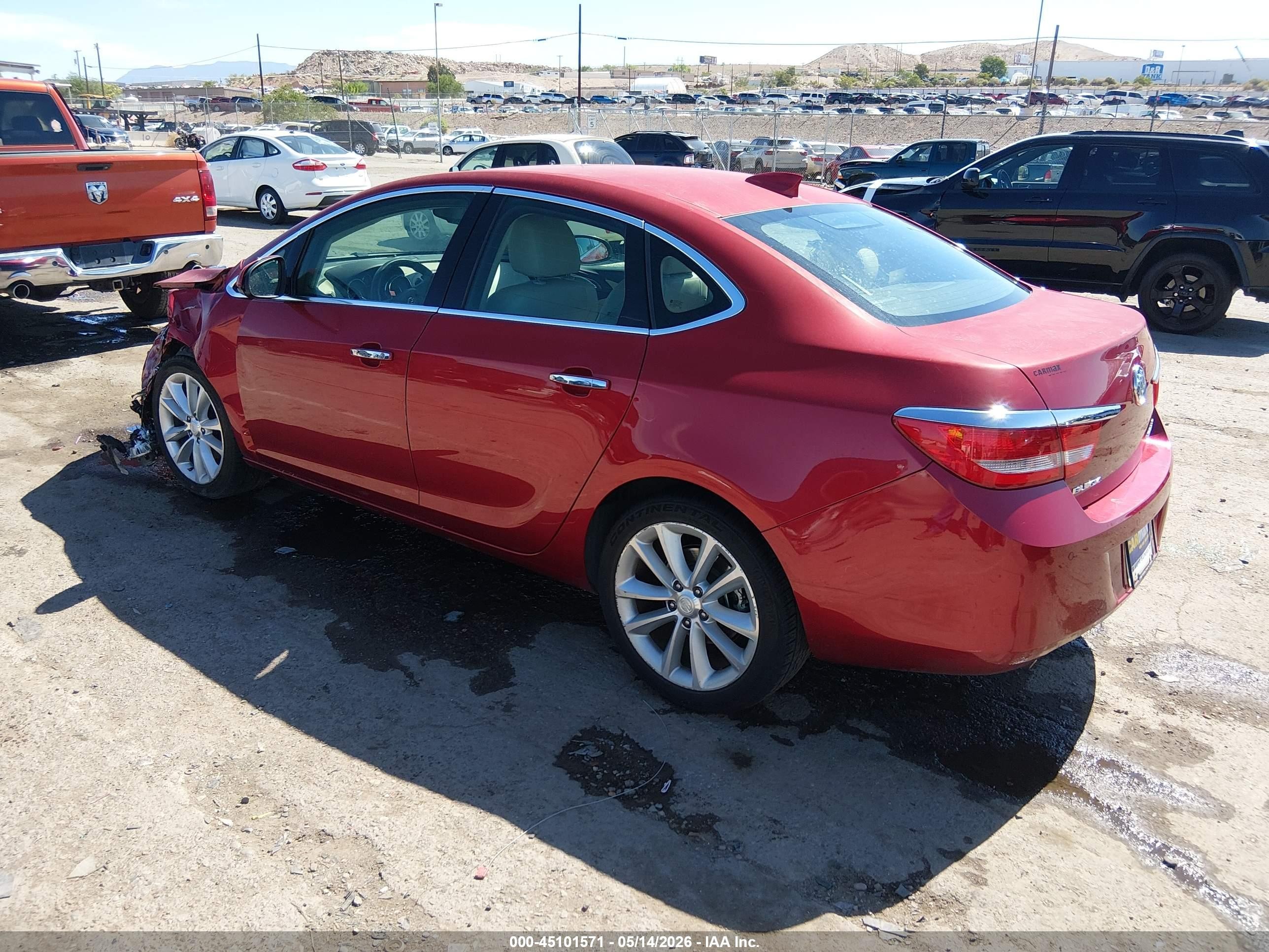 2015 Buick Verano Leather Group Красный vin: 1G4PS5SK0F4164088