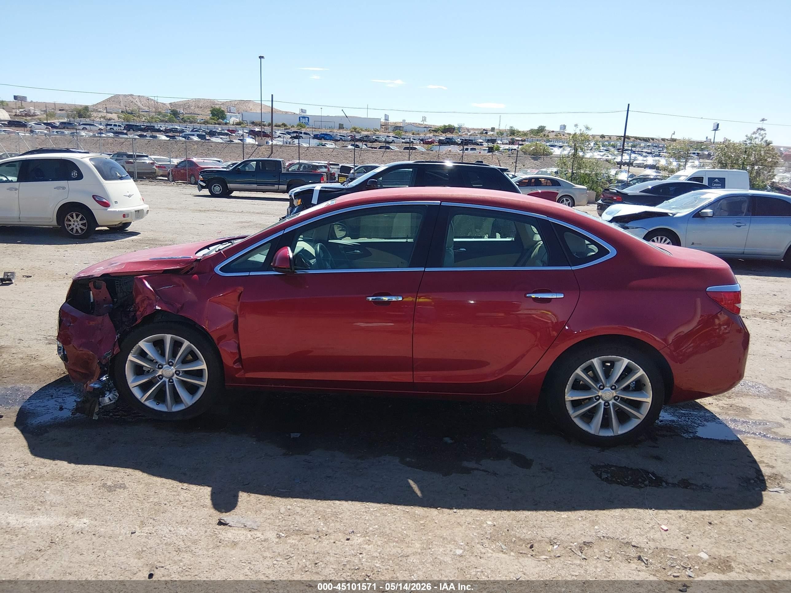 2015 Buick Verano Leather Group Красный vin: 1G4PS5SK0F4164088