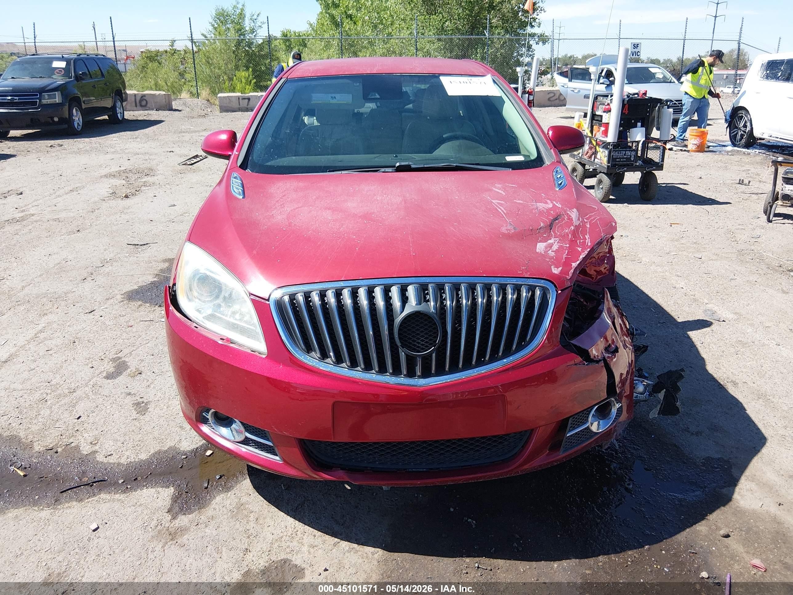 2015 Buick Verano Leather Group Красный vin: 1G4PS5SK0F4164088