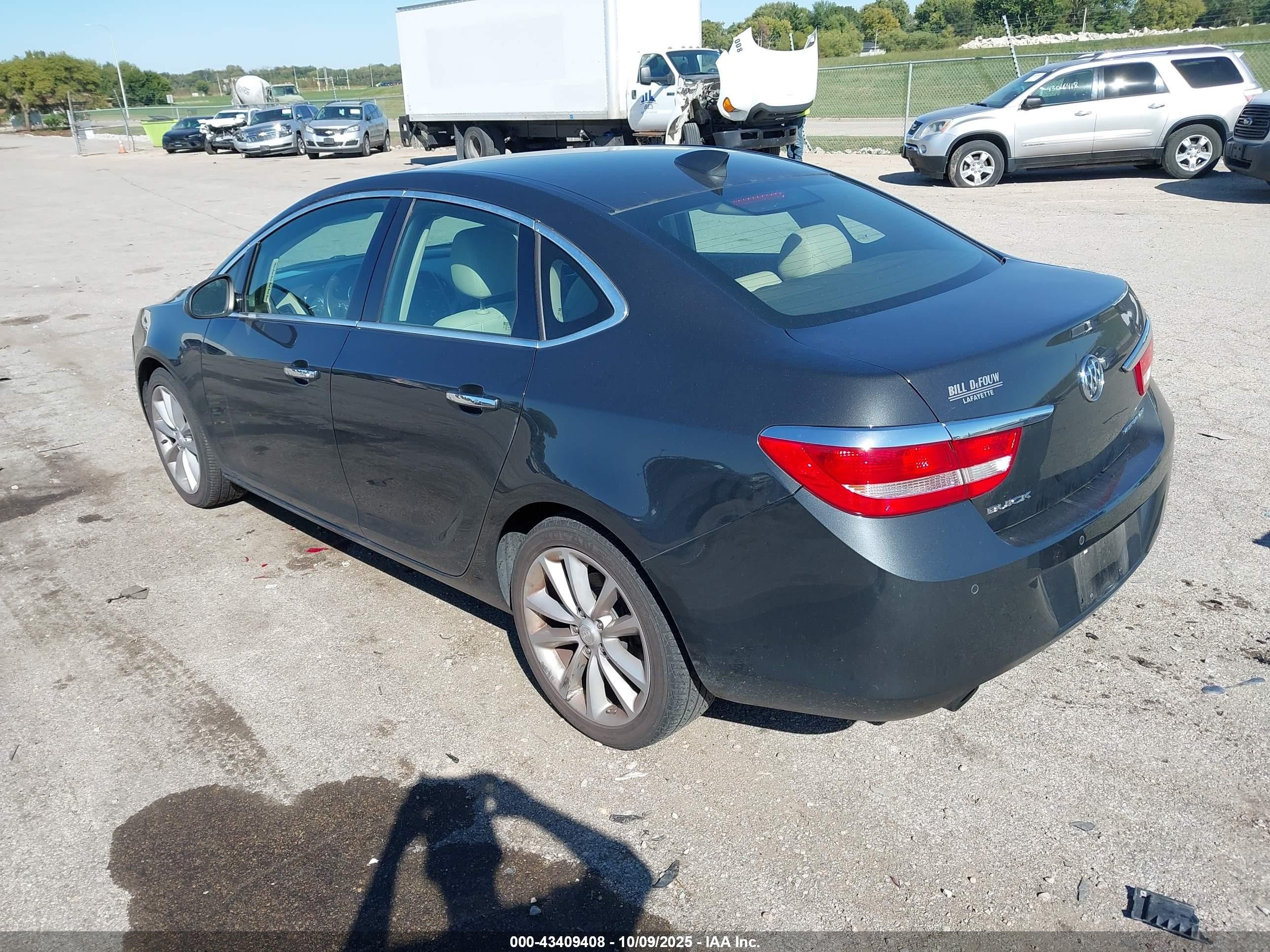 2015 Buick Verano Leather Group Gray vin: 1G4PS5SK0F4172109