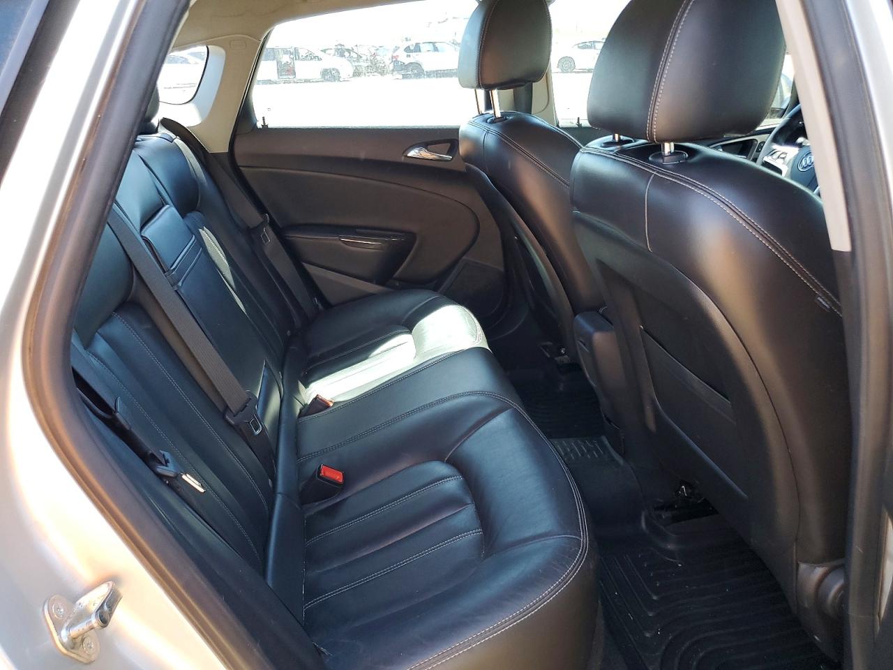 2013 Buick Verano Silver vin: 1G4PS5SK1D4241807