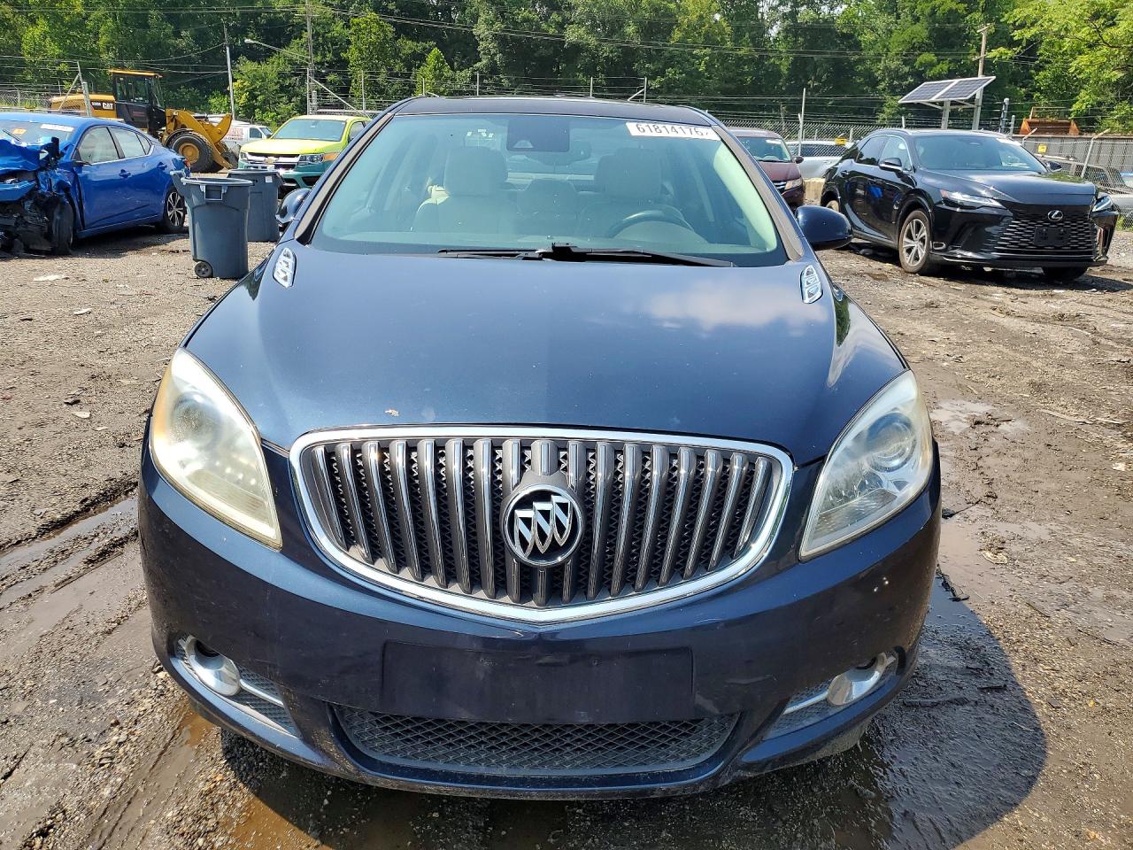 2015 Buic Verano Blue vin: 1G4PS5SK1F4146182