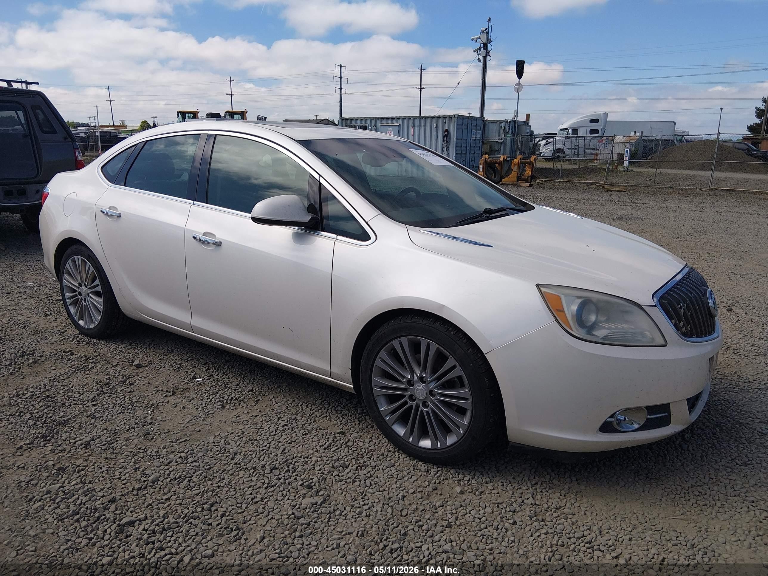 2012 Buick Verano Leather Group White vin: 1G4PS5SK2C4191871