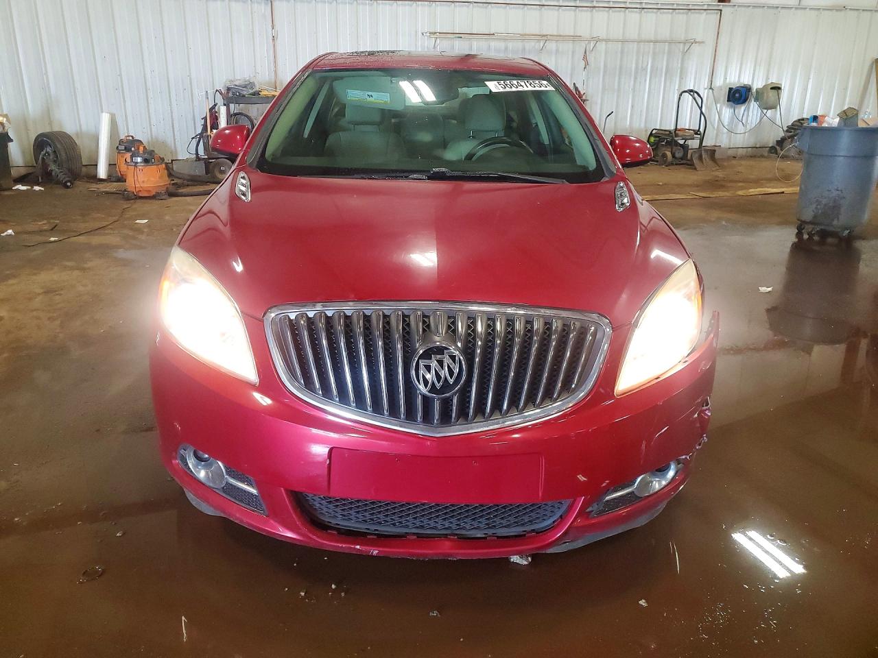 2013 Buick Verano Red vin: 1G4PS5SK2D4152988