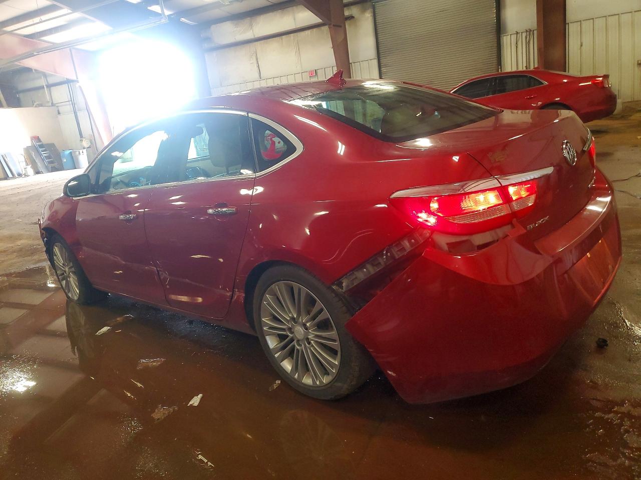 2013 Buick Verano Red vin: 1G4PS5SK2D4152988