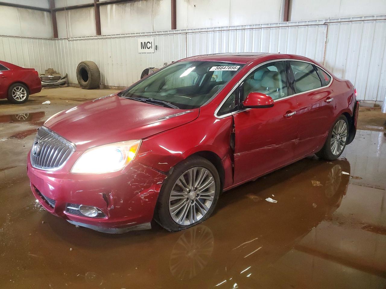 2013 Buick Verano Red vin: 1G4PS5SK2D4152988