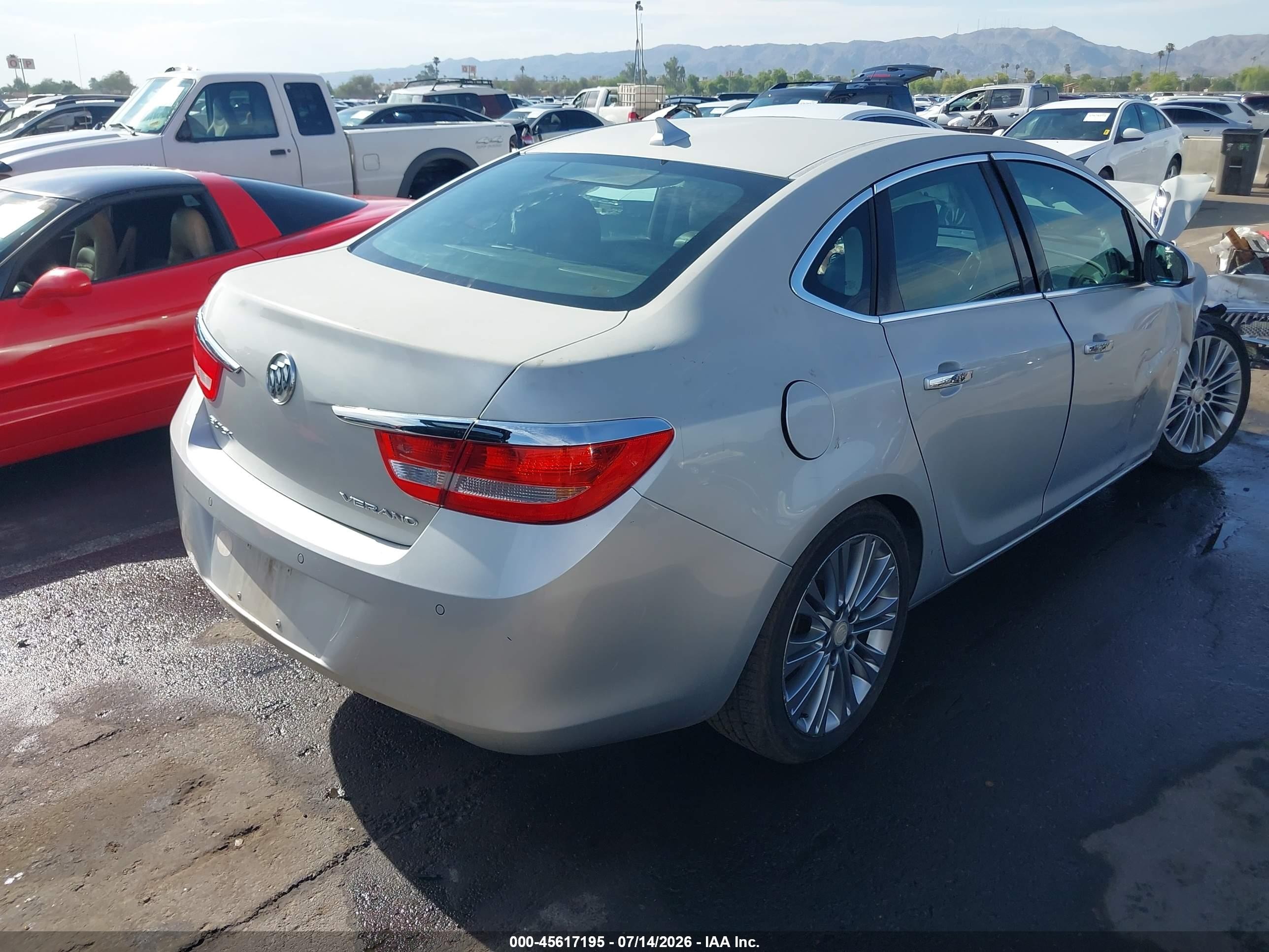 2013 Buick Verano Leather Group Серебряный vin: 1G4PS5SK2D4154806